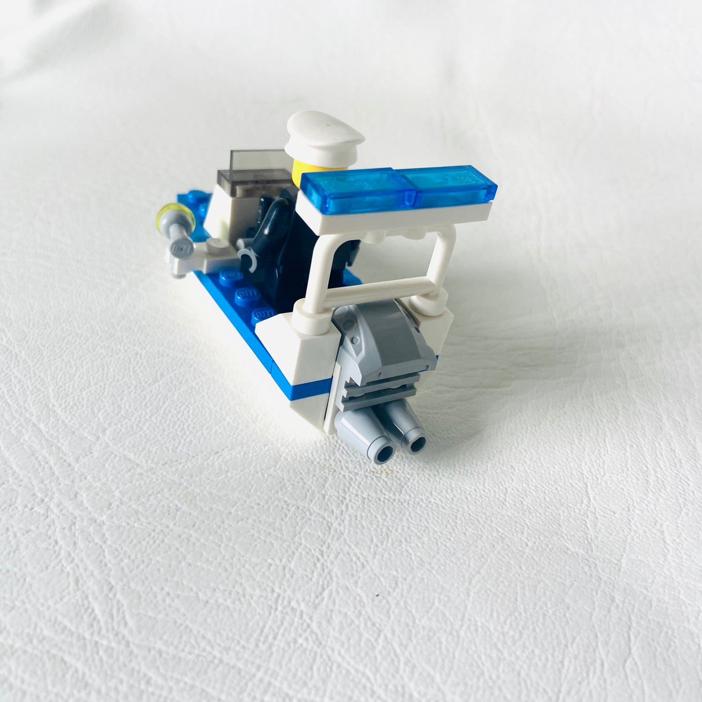 LEGO City: Police Boat (30002) 100% Complete with Instructions & Minifigure