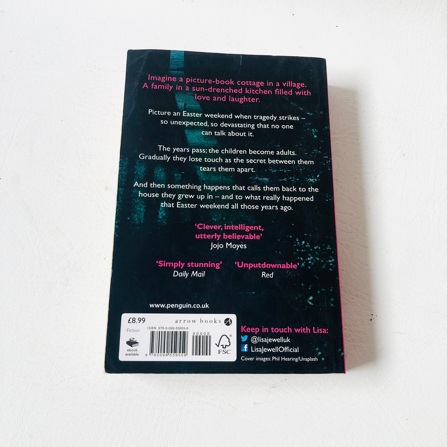 House We Grew up In : A Novel by Lisa Jewell (2019 Paperback)