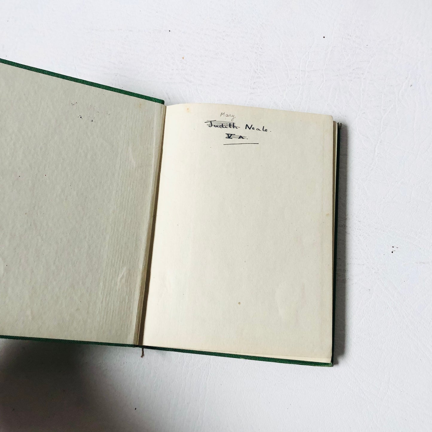 Selected English Essays By George G Loane 1945 Reprint Green Hardback