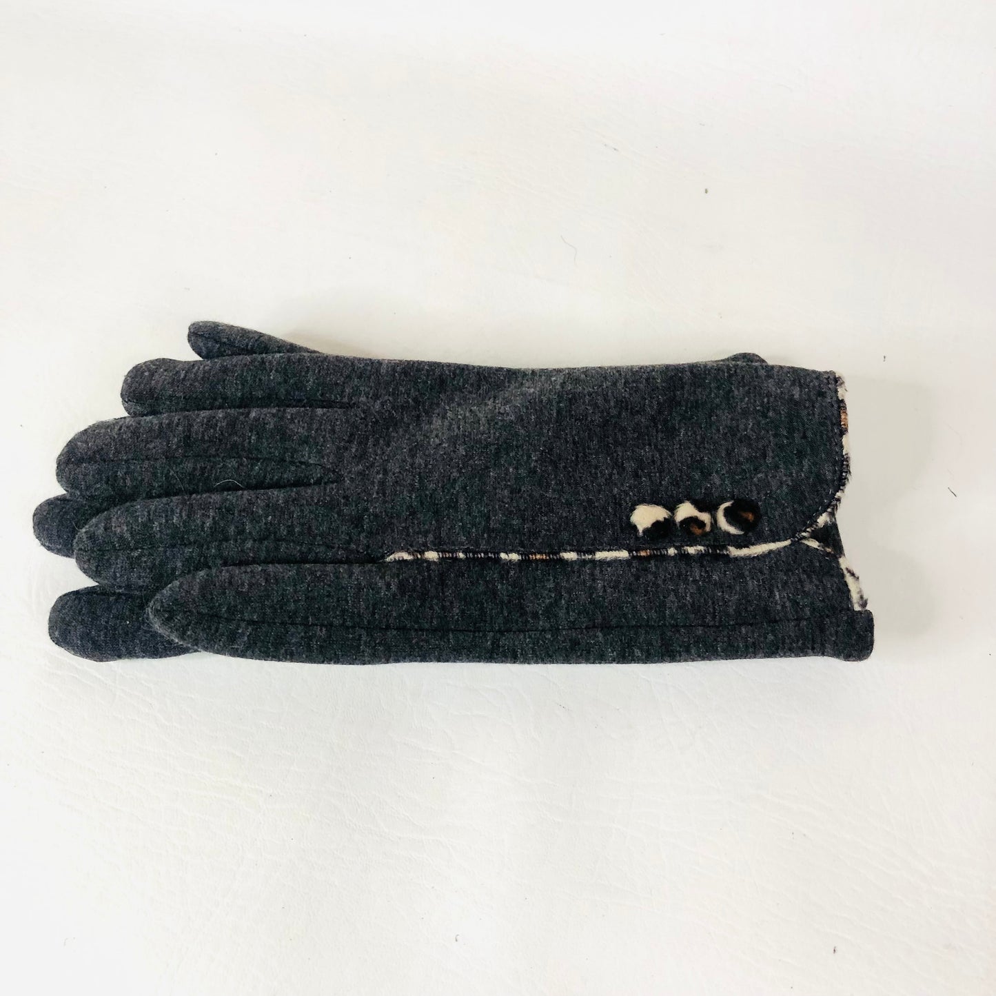 Junction Eighteen Grey & Leopard Print Trim Gloves With Touch Screen Pad NEW