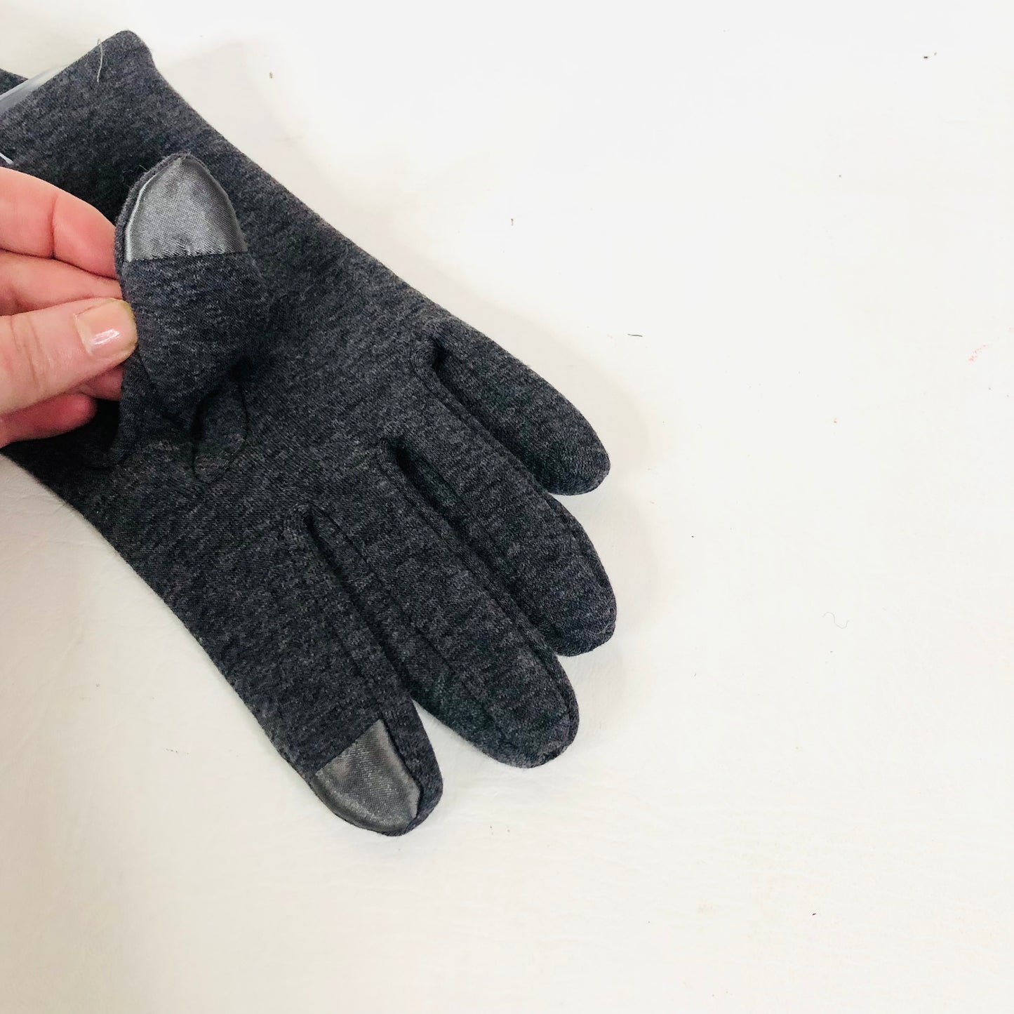 Junction Eighteen Grey & Leopard Print Trim Gloves With Touch Screen Pad NEW