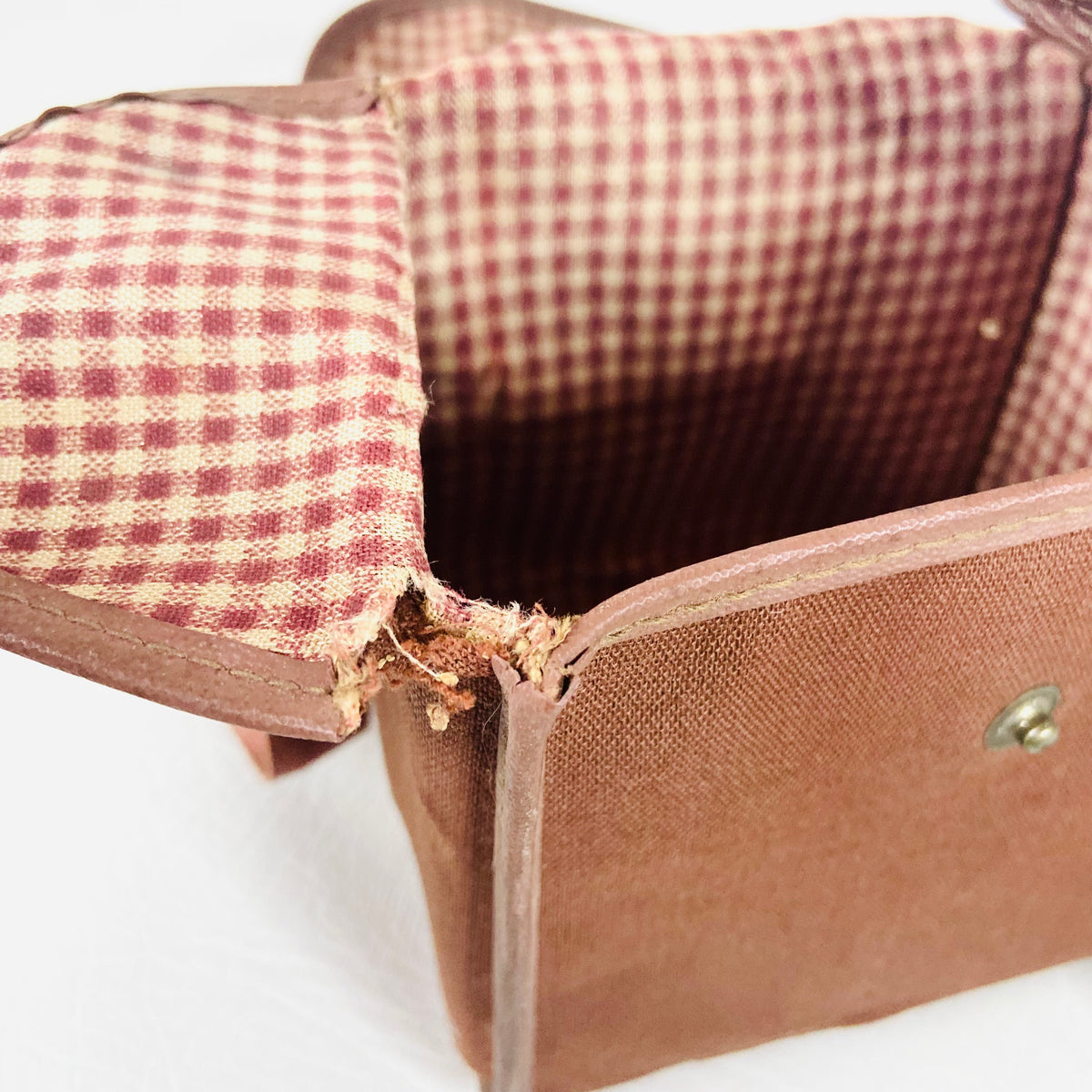 Kodak Brownie | Vintage 1950s | Six-20 Model C | Film Camera | Brown Fabric Case