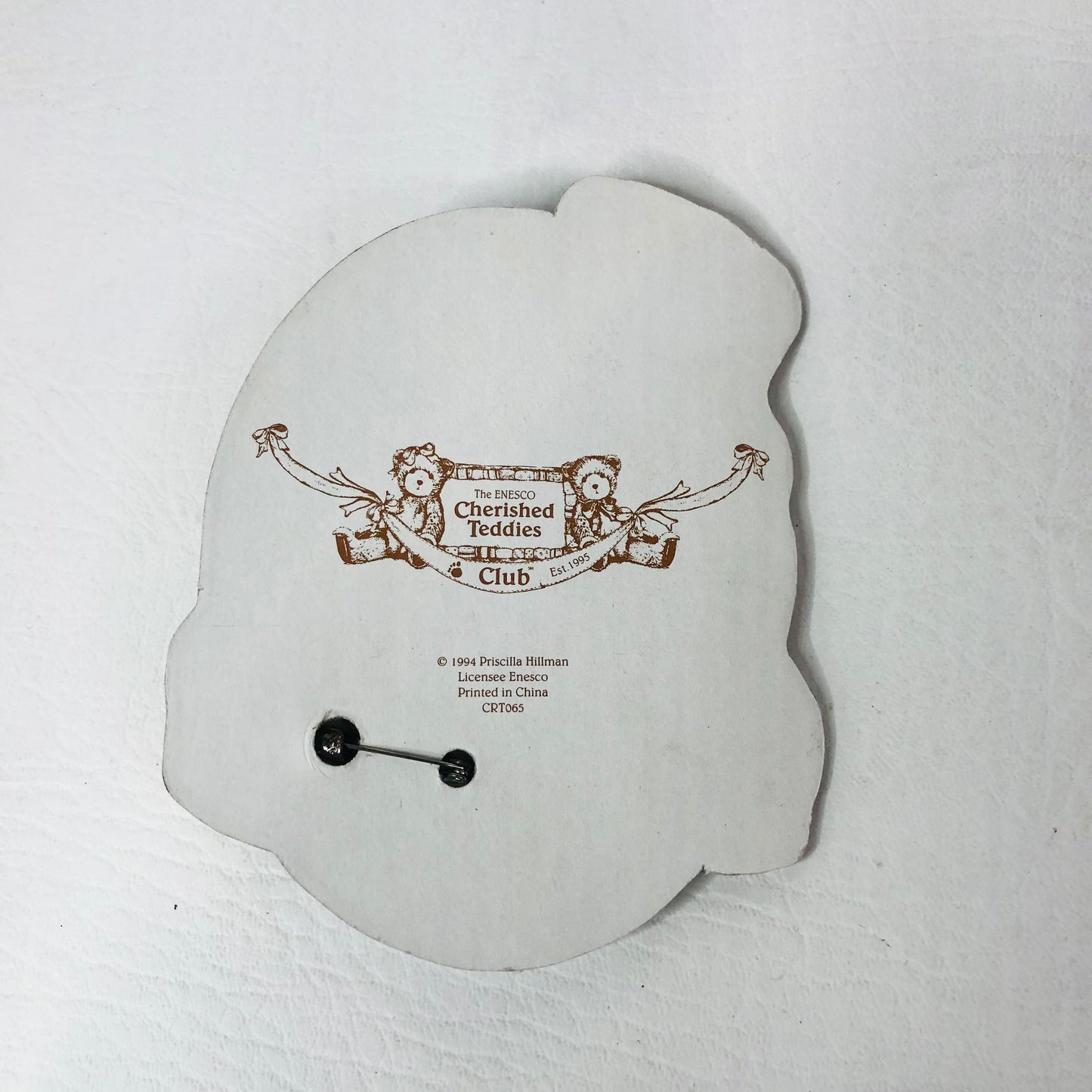 Vintage 1994 Cherished Teddies Club Charter Member Key Pin / Brooch CRT065