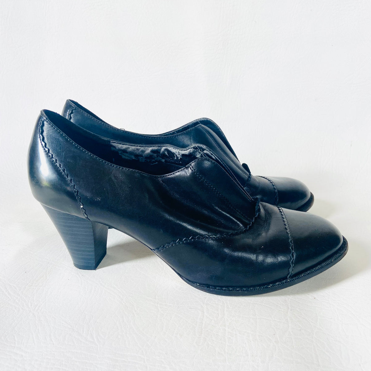 Clarks Artisan | Leather | Black | Mika Ankle Bootie | Brogue Block Heel | Size UK 7