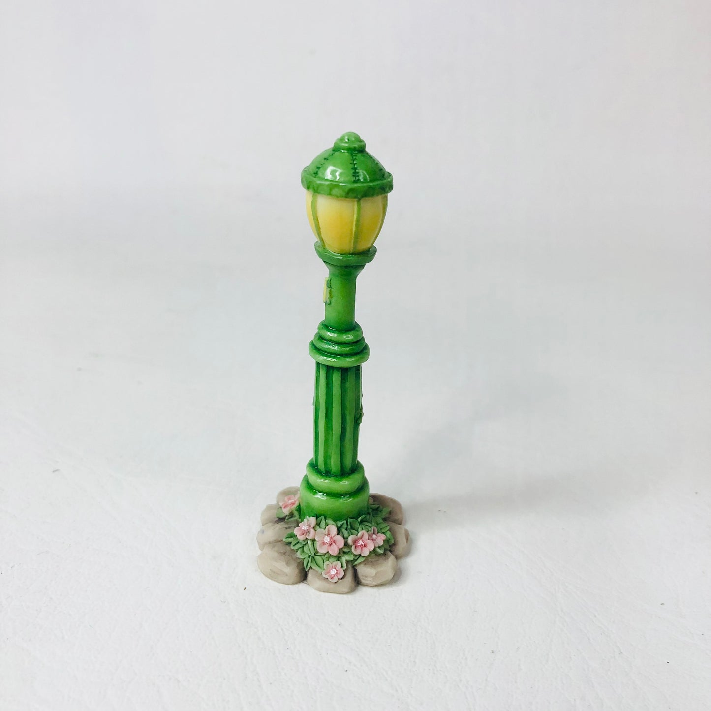 Cherished Teddies Lamppost Figurine 1998 Members Only Accessory P.Hillman CT983