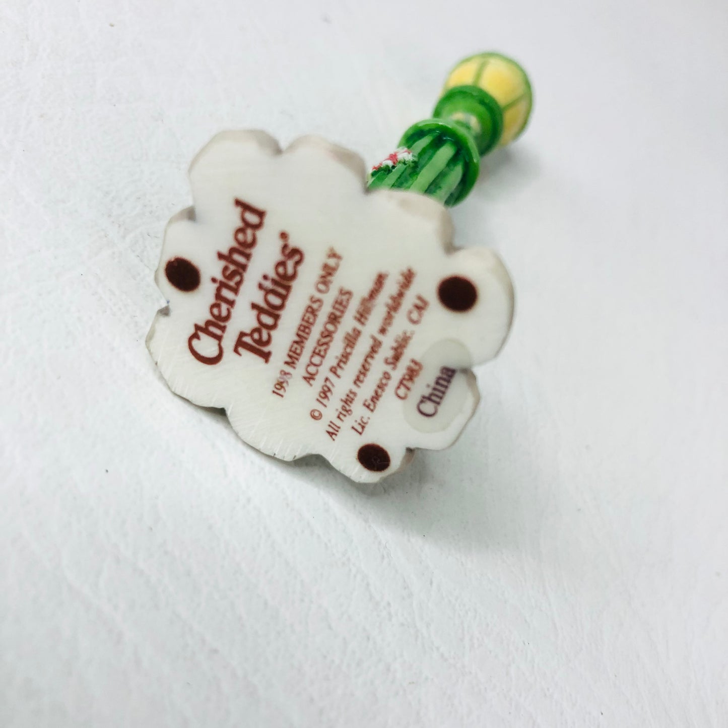 Cherished Teddies Lamppost Figurine 1998 Members Only Accessory P.Hillman CT983