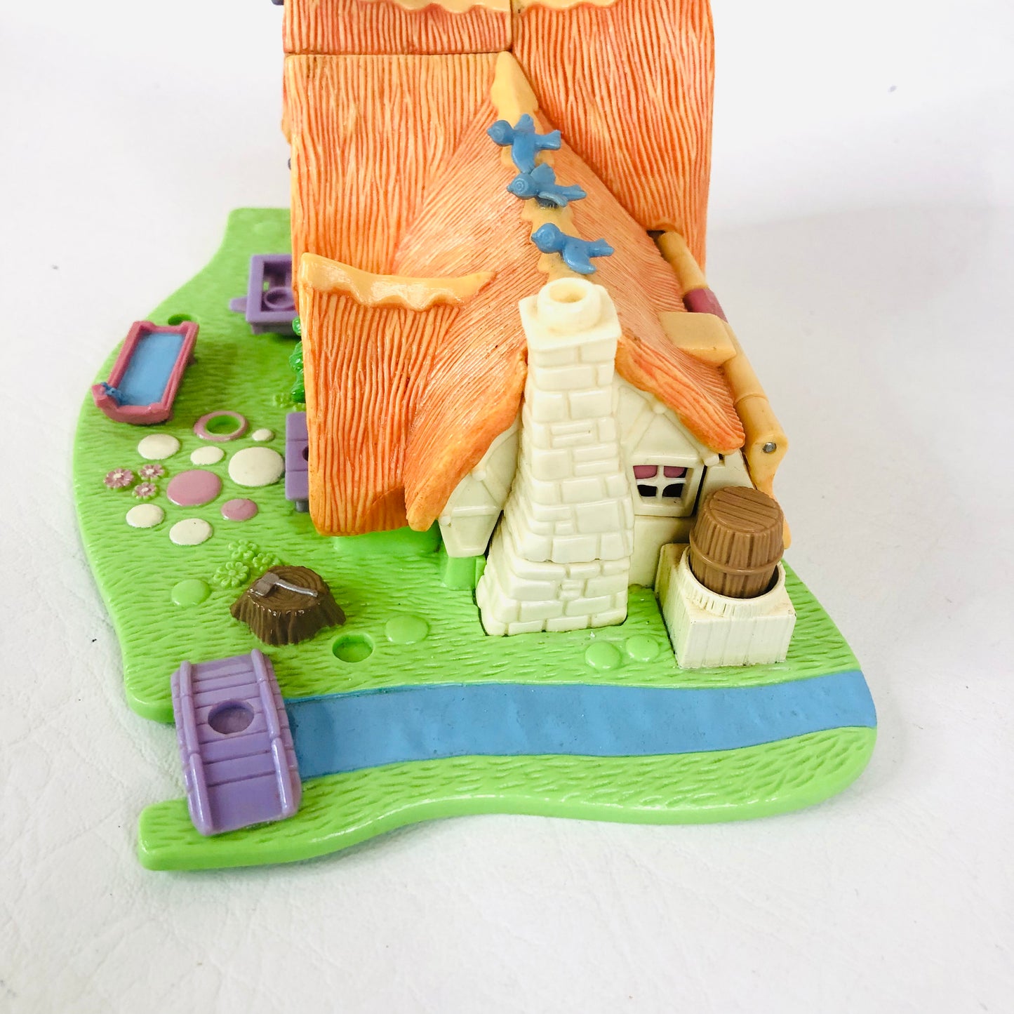 Bluebird Polly Pocket Disney Snow White And Seven Dwarfs Cottage & Figures 1995