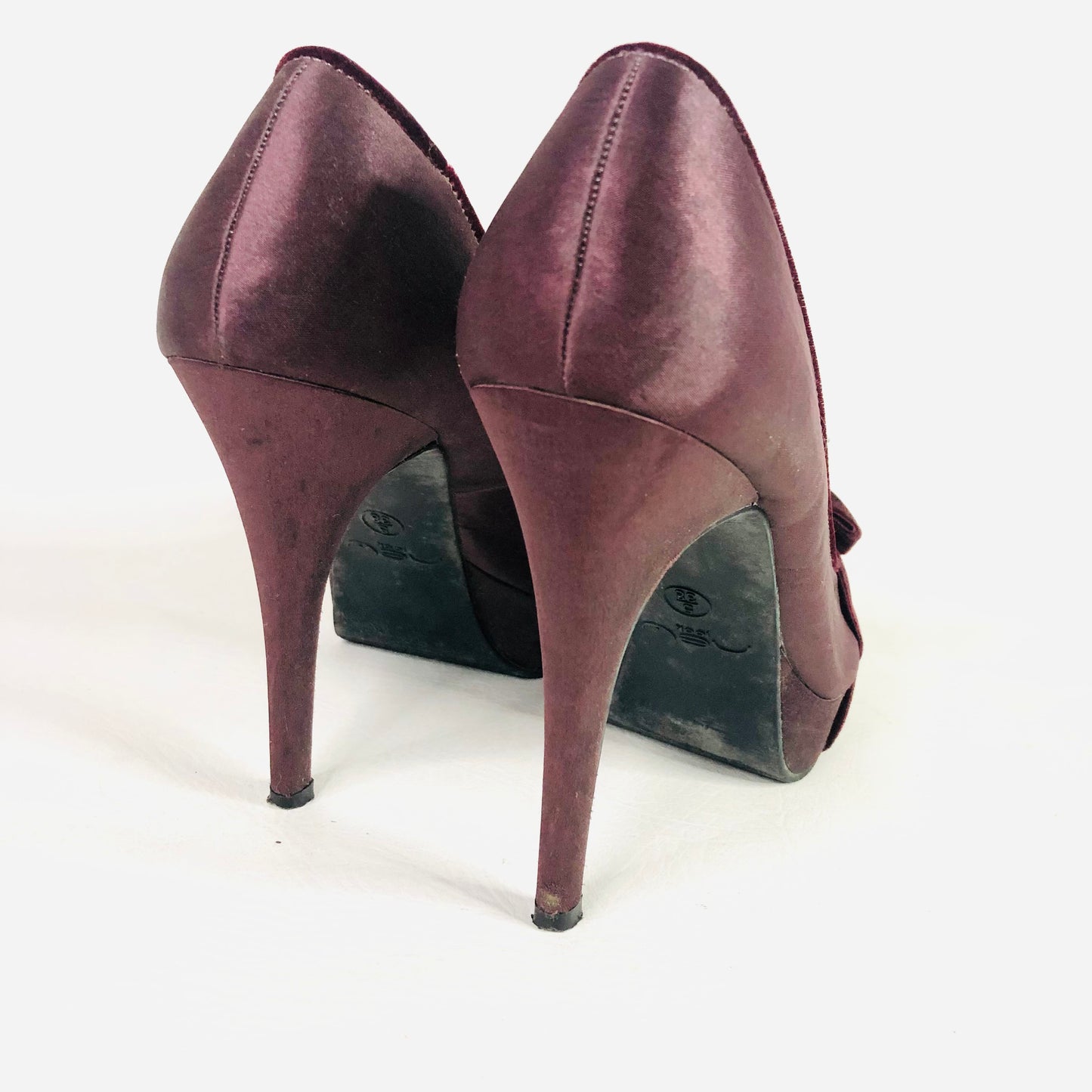 New Look Aubergine Purple satin & velvet bow high stiletto peep toe heels size 5