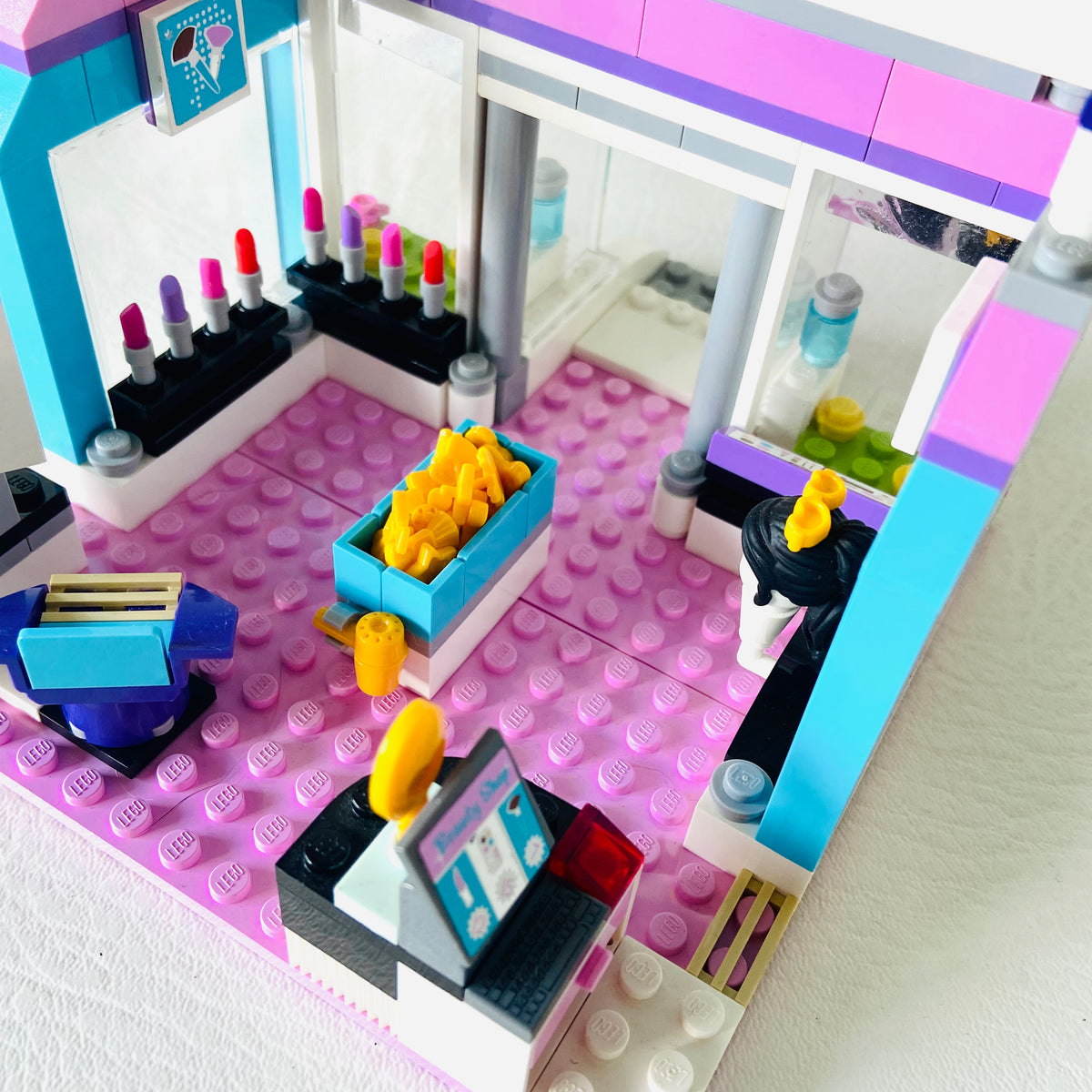 LEGO Friends: Butterfly Beauty Shop (3187) 100% Complete With Instructions & Minifigures