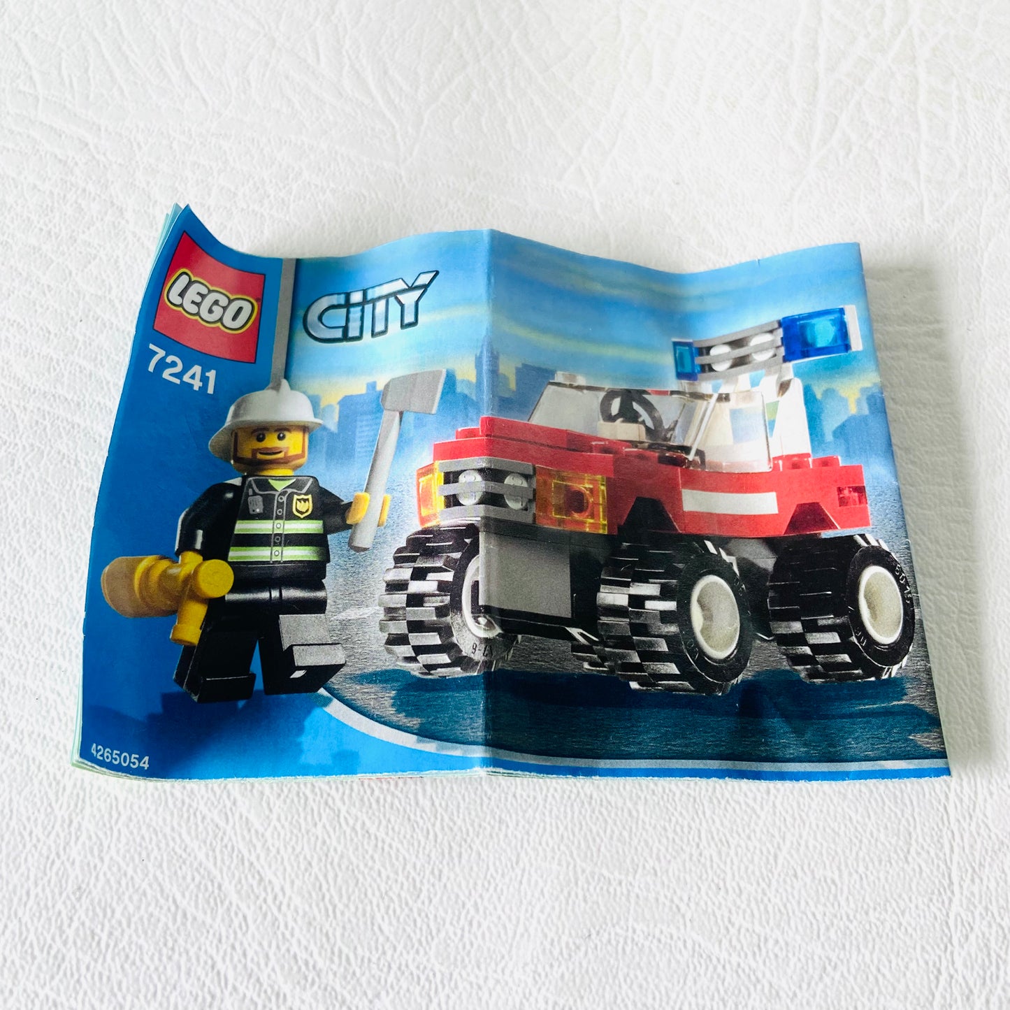 LEGO City: Fire Car Set (7241) 100% Complete With Instructions & Minifigure