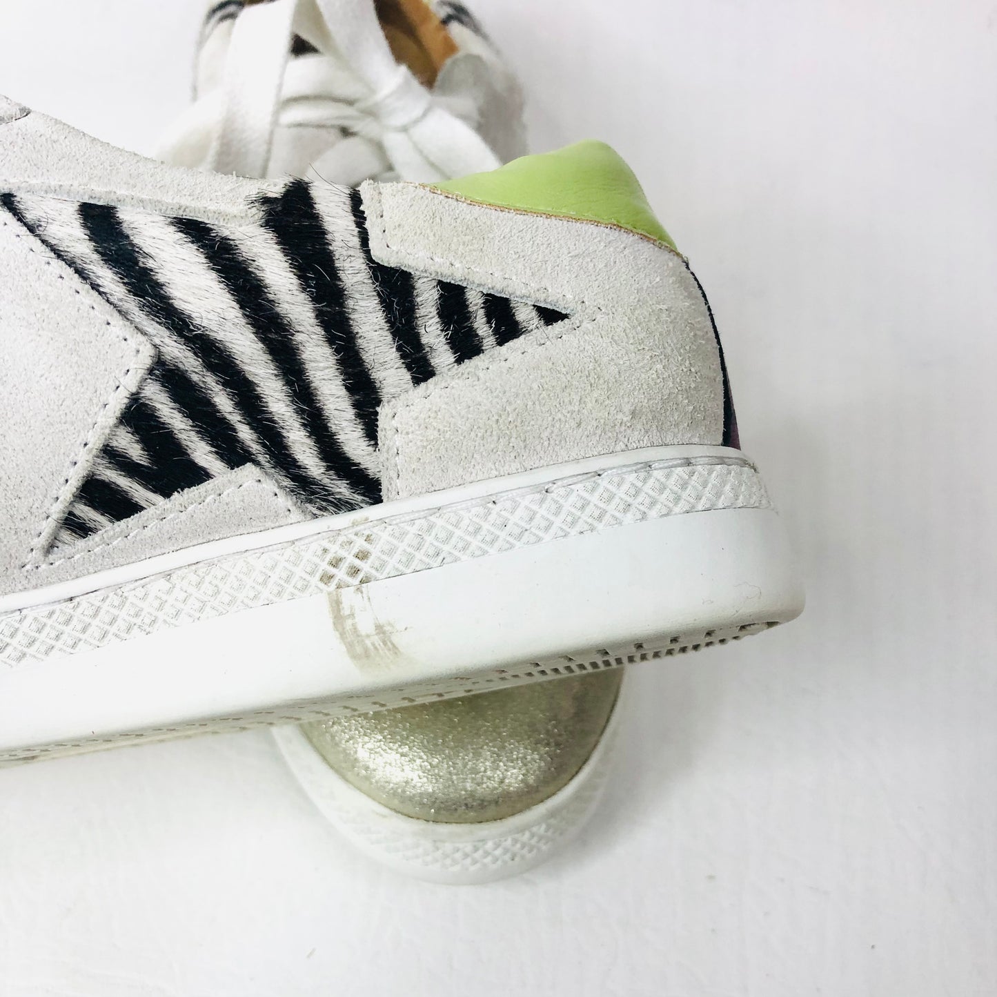 And/Or Elana Leather Suede Beige Pink Green Star Trainers Size 4 (37) RRP £85