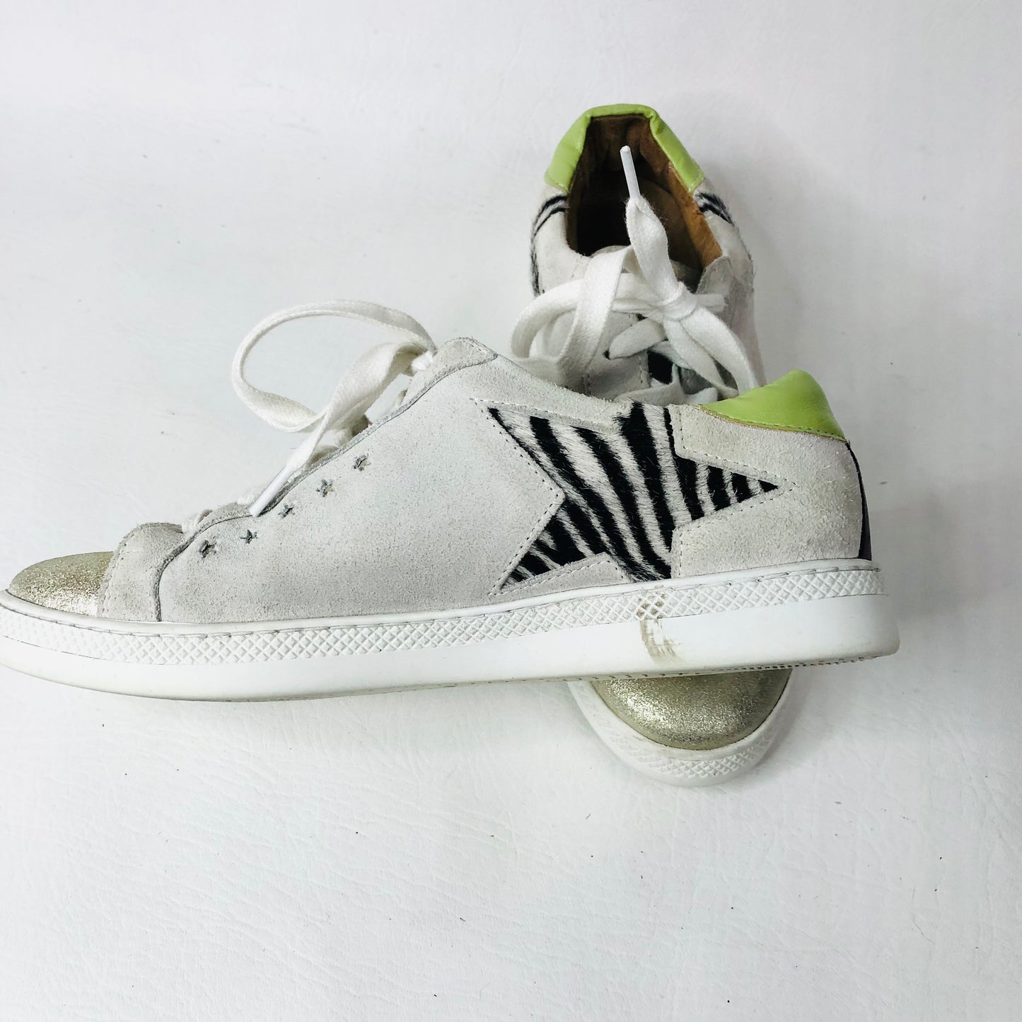 And/Or Elana Leather Suede Beige Pink Green Star Trainers Size 4 (37) RRP £85