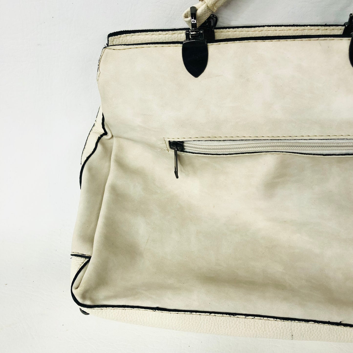 Guess Cream Handbag With Metal Bag Charm Two Handle Tote Bag 31x25cm