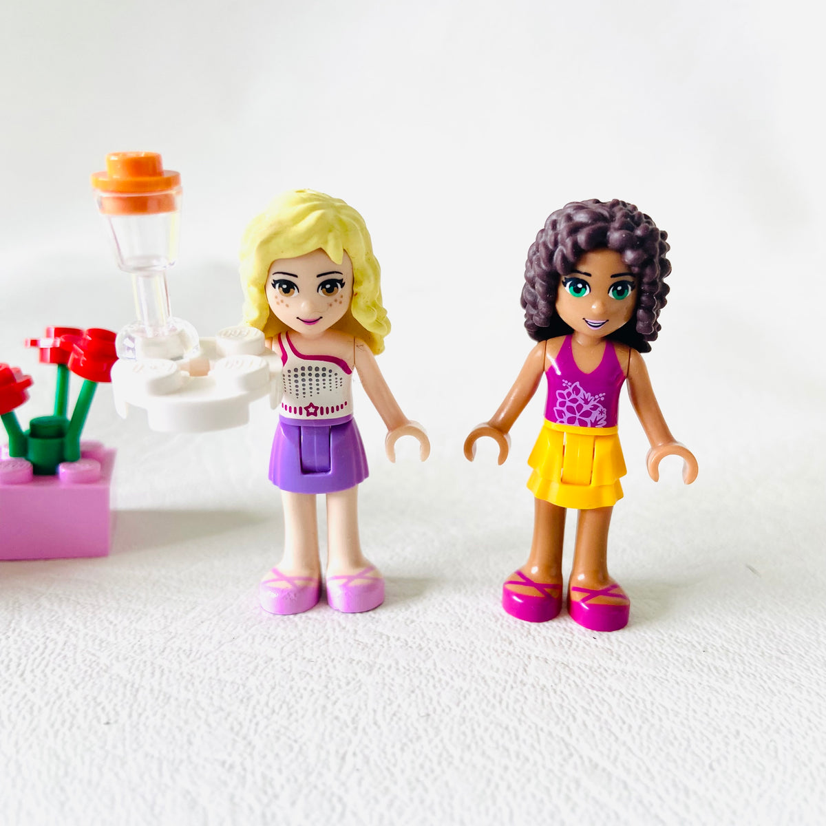 Lego Friends: Heartlake Juice Bar (41035) 100% Complete With Instructions & Minifigures & Box