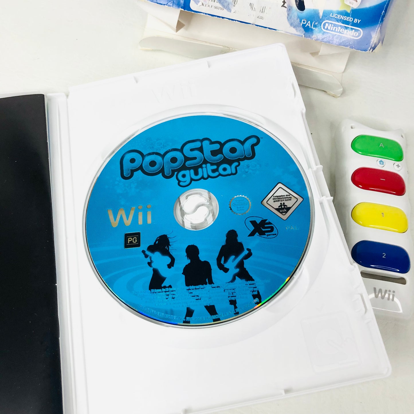 PopStar Guitar [Includes Air Guitar] - Nintendo Wii Music Game Boxed