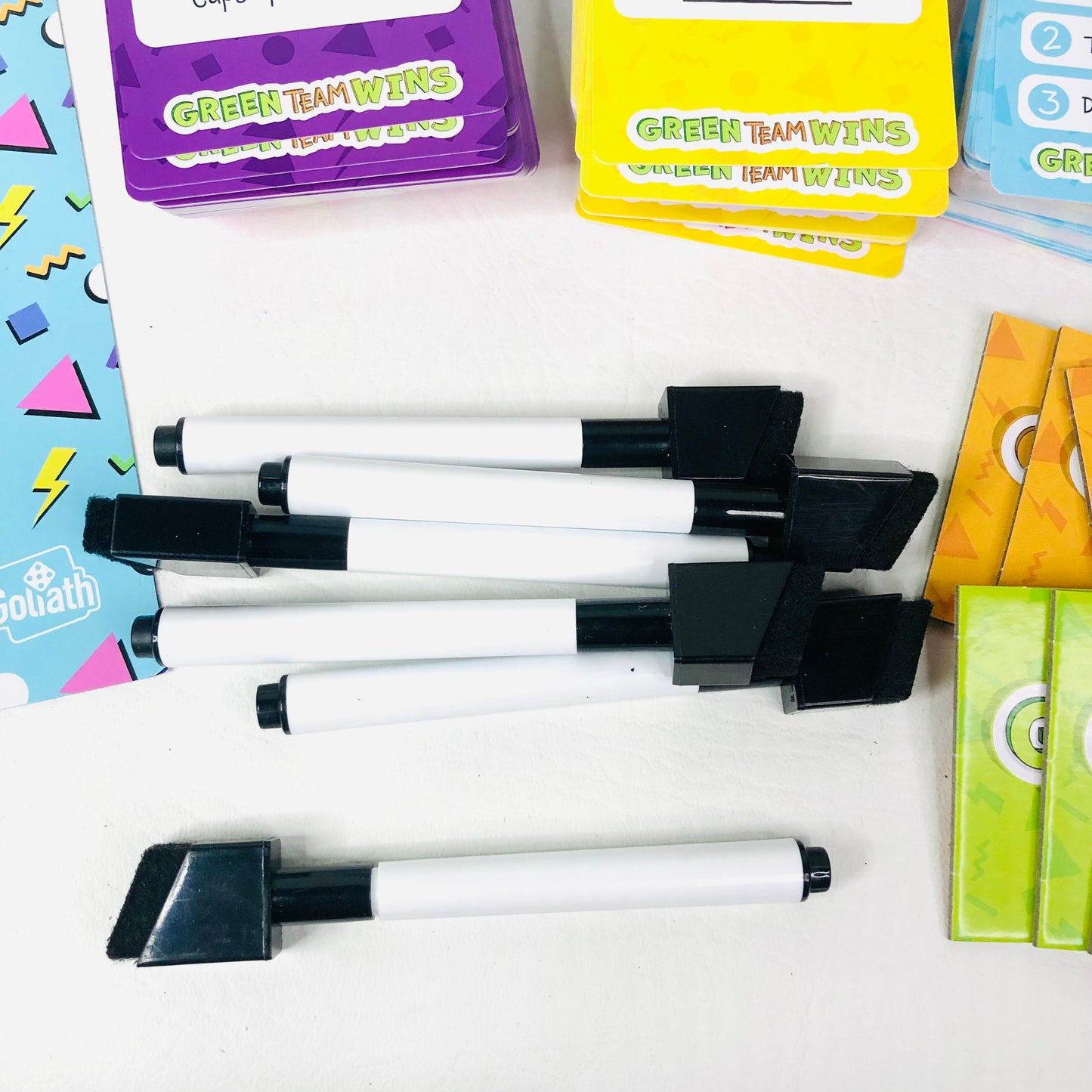 Goliath Games Green Team Wins, The Game of Thinking Like a Winner, Family Party Game - Like New
