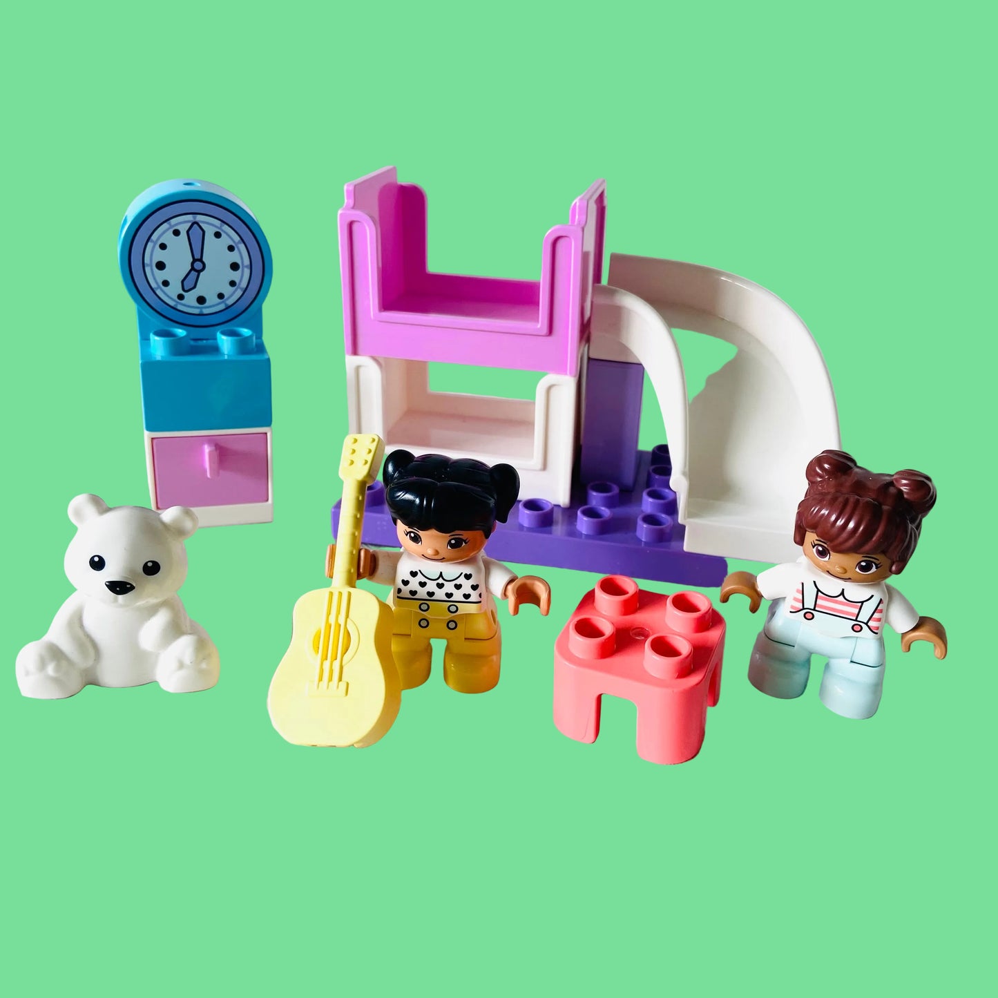 LEGO Duplo: Bedroom set (10926) - 90% Complete (Missing Blanket & Rug)