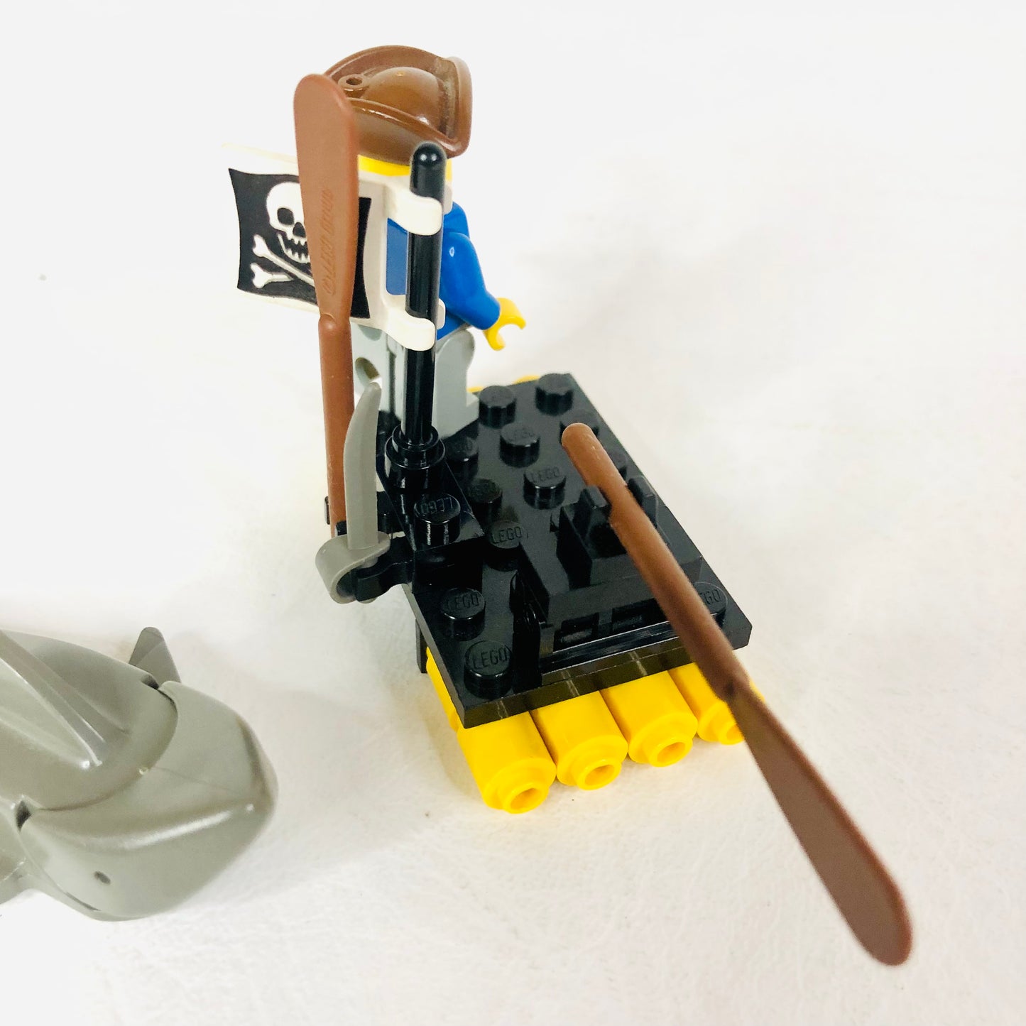 LEGO Pirates: Renegade's Raft (6234) 100% Complete With Instructions & minifigure Vintage 1991
