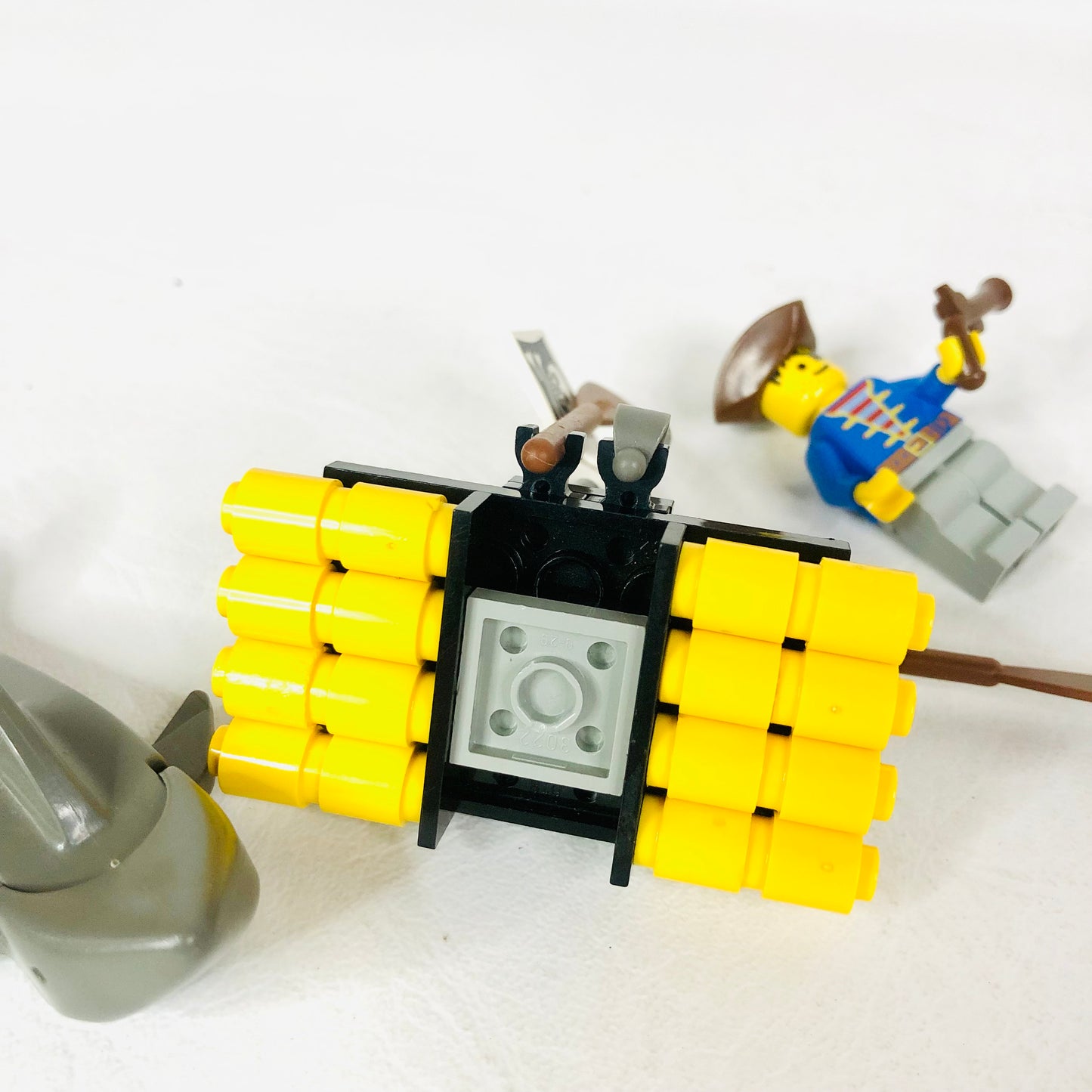 LEGO Pirates: Renegade's Raft (6234) 100% Complete With Instructions & minifigure Vintage 1991