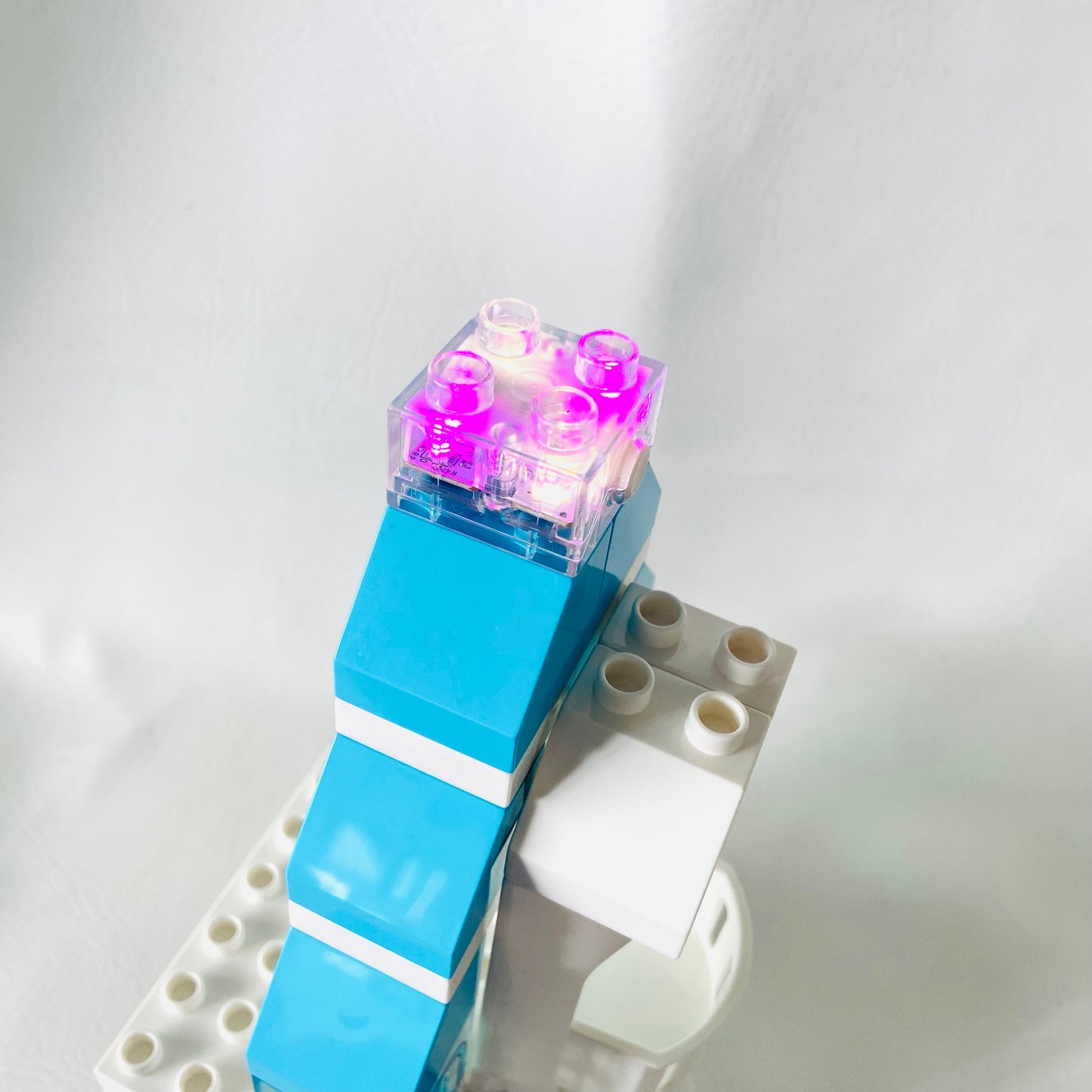 Lego Duplo: Disney Frozen Ice Castle Light Brick (10899) - 80% Complete