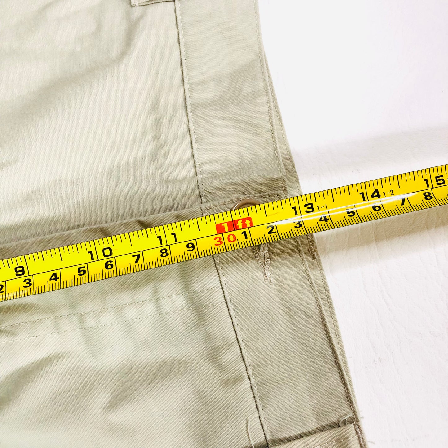 Mens Classic Beige Chino Shorts Smart-Casual Summer Style Size 38 W