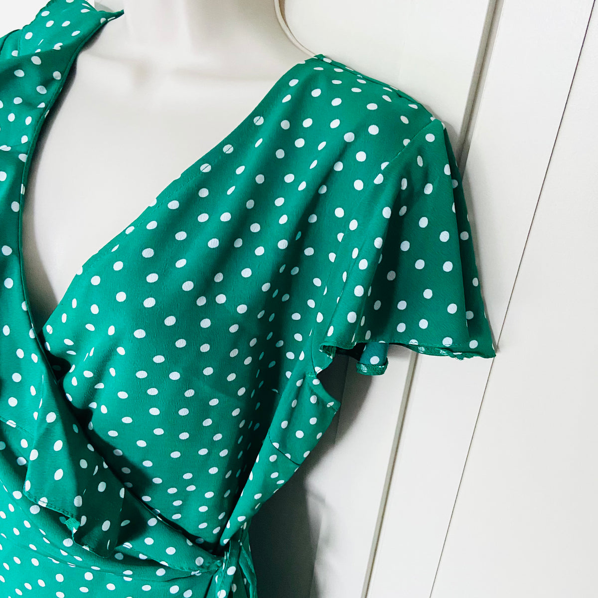 Primark | Green Polka Dot | Wrap Summer Tea Dress | Short Flutter Sleeves | Plus Size 18