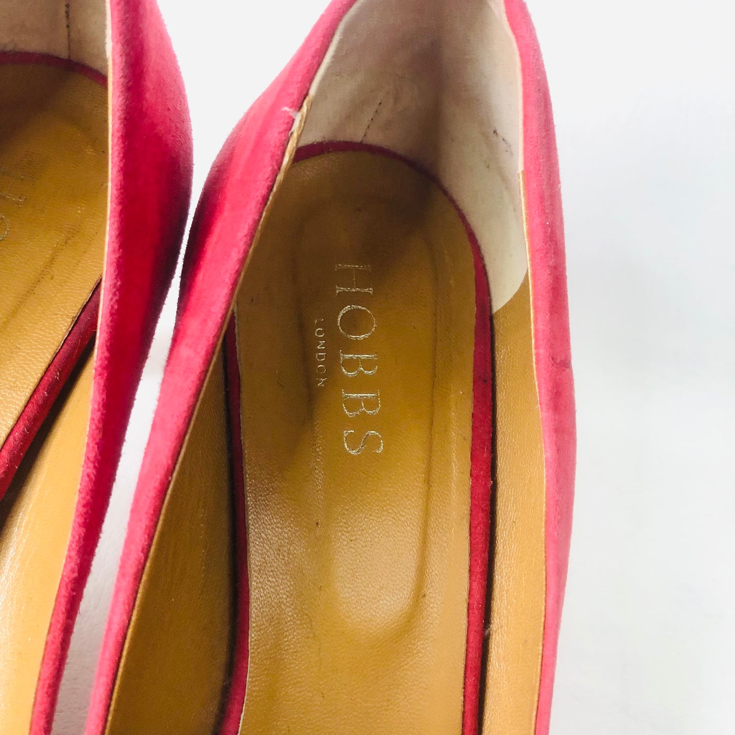 HOBBS Red Court Shoes Heels Size 5 (38) Suede & Leather Occasion Wedding Races