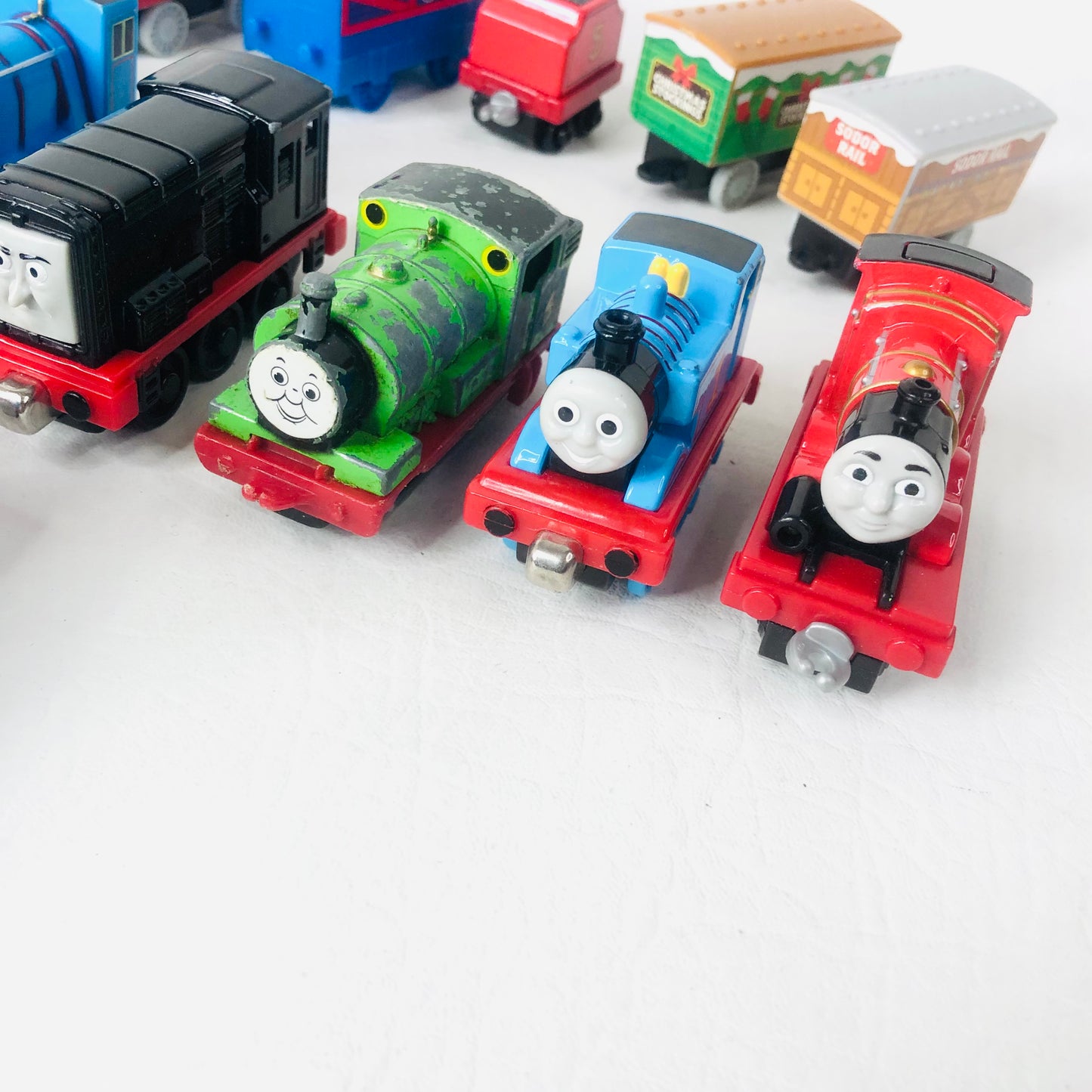 16x Thomas The Tank & Friends Die-Cast Train Bundle - Vintage 2000s Take Along / Take-n-Play