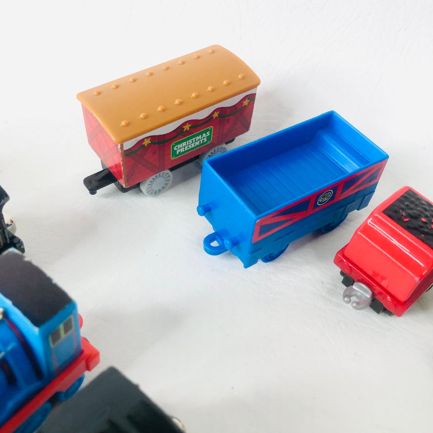 16x Thomas The Tank & Friends Die-Cast Train Bundle - Vintage 2000s Take Along / Take-n-Play