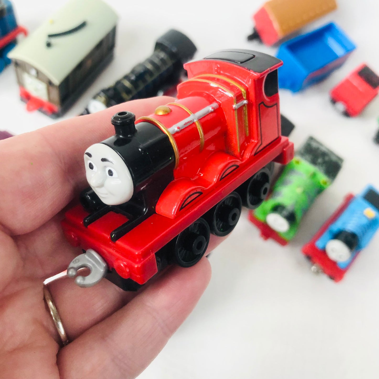 16x Thomas The Tank & Friends Die-Cast Train Bundle - Vintage 2000s Take Along / Take-n-Play