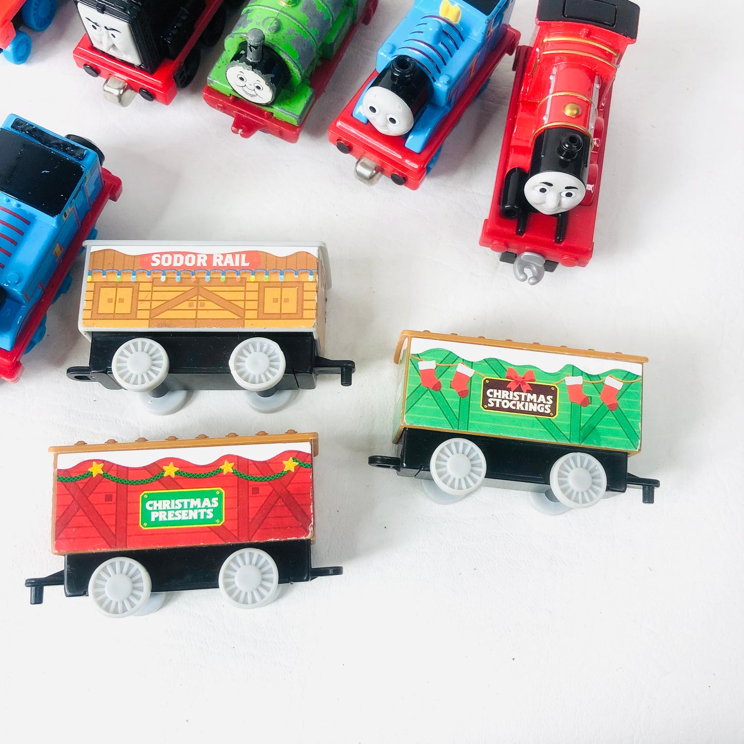 16x Thomas The Tank & Friends Die-Cast Train Bundle - Vintage 2000s Take Along / Take-n-Play