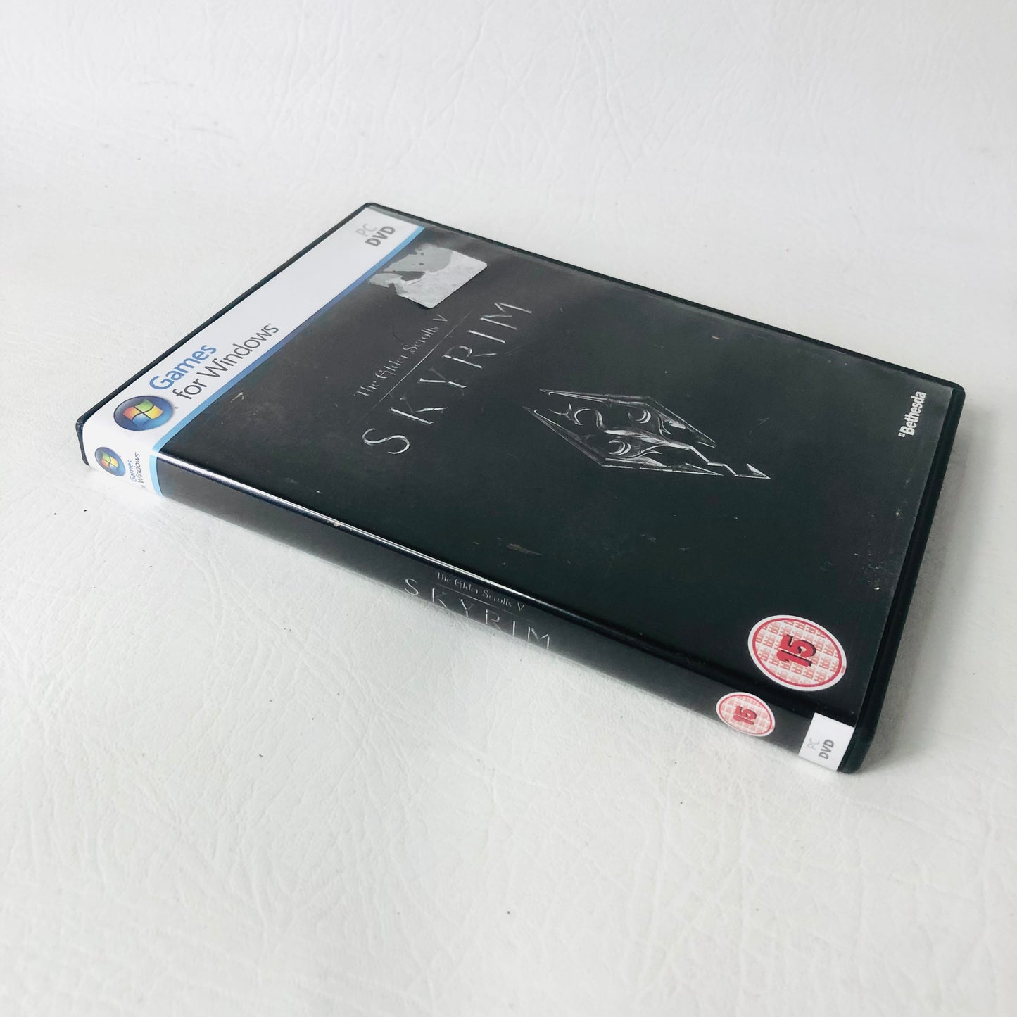 The Elder Scrolls V: Skyrim - PC DVD (Complete with Manual)