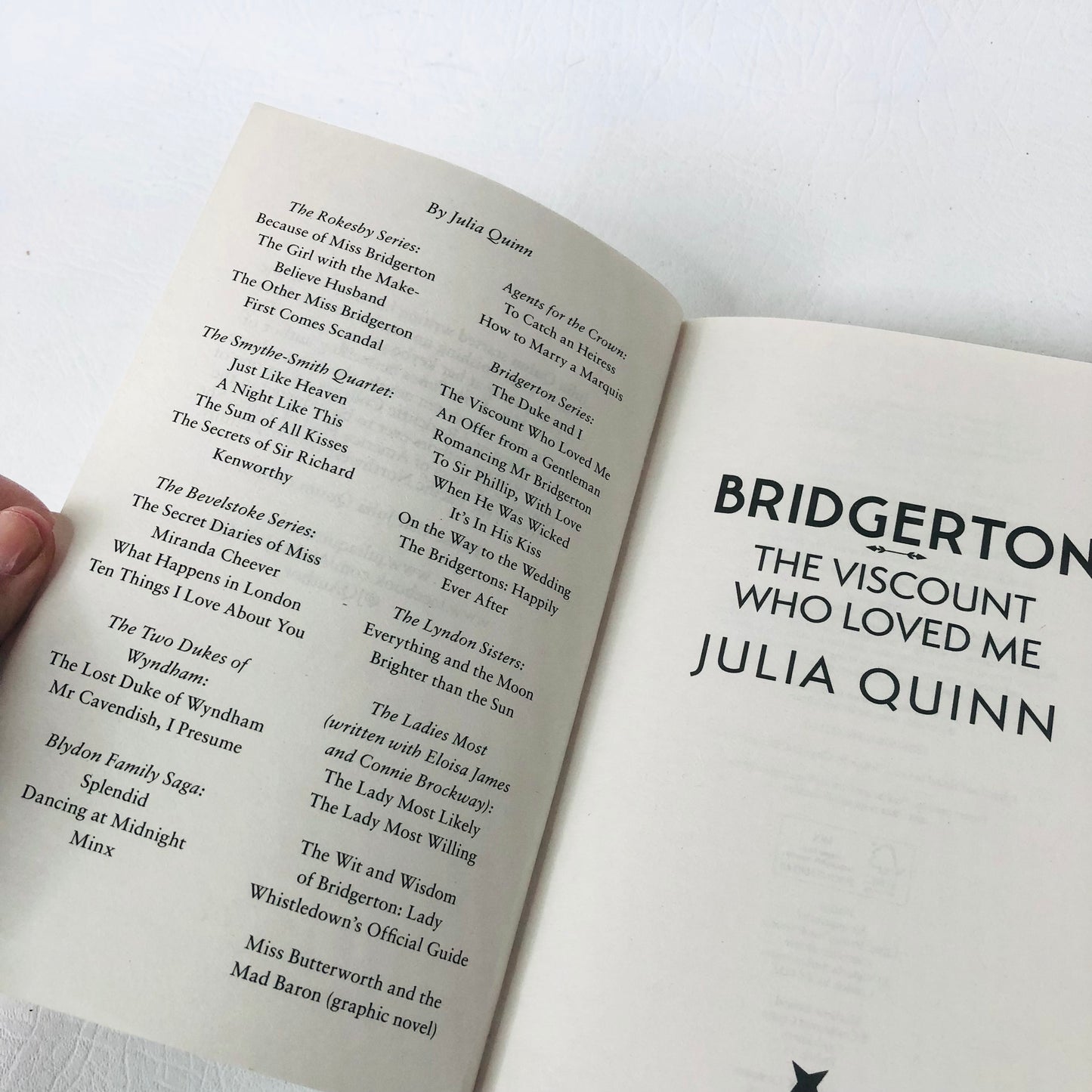 Bridgerton: The Viscount Who Loved Me (Bridgertons Book 2) Julia Quinn Paperback Netflix Tie-in