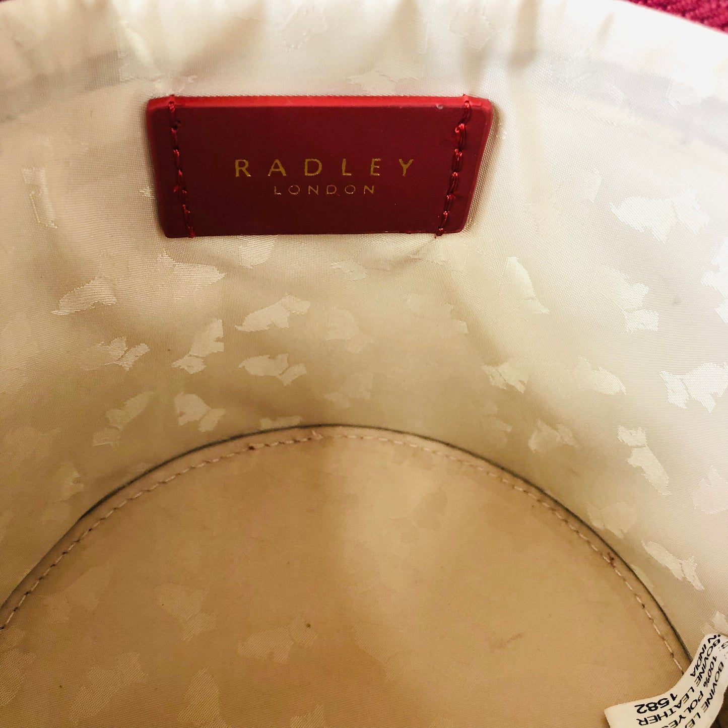Radley Dog and Bone Telephone Box Red Leather Crossbody Barrel Bag New no Tags Rare