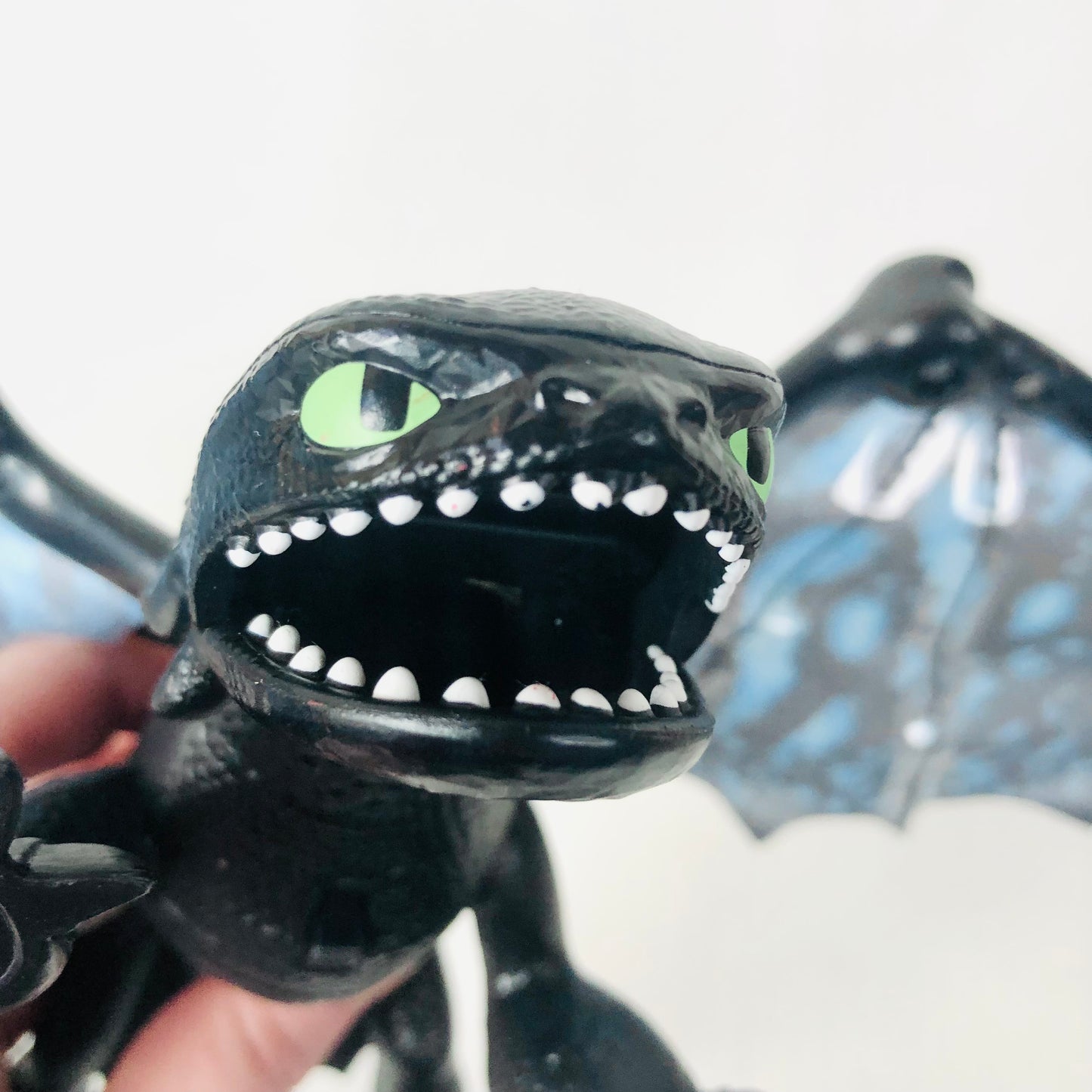 How To Train Your Dragon: The Hidden World Toothless Deluxe Figure Sound & Lights - Untested