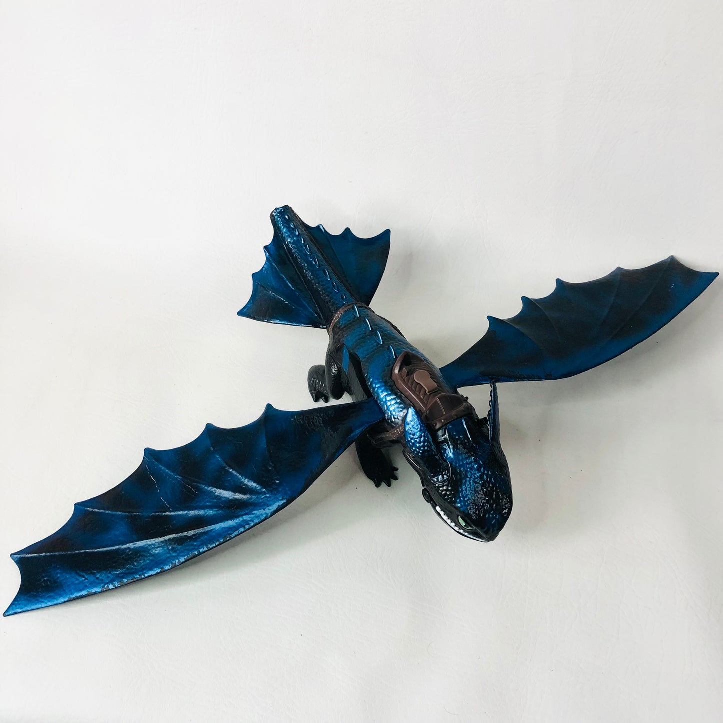 Spin Master Blue Toothless How to Train Your Dragon 2 Fire Breathing - Missing Tail