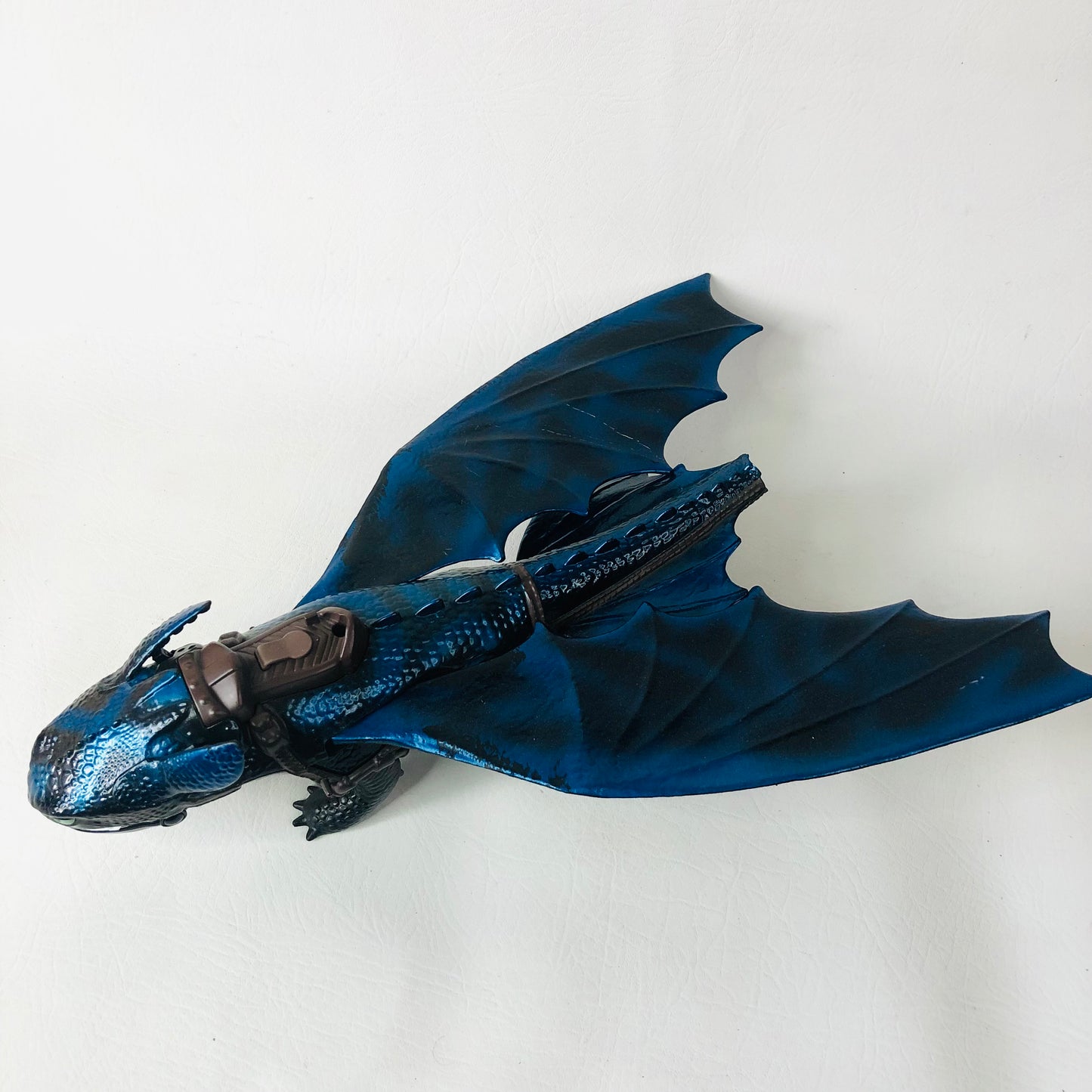 Spin Master Blue Toothless How to Train Your Dragon 2 Fire Breathing - Missing Tail