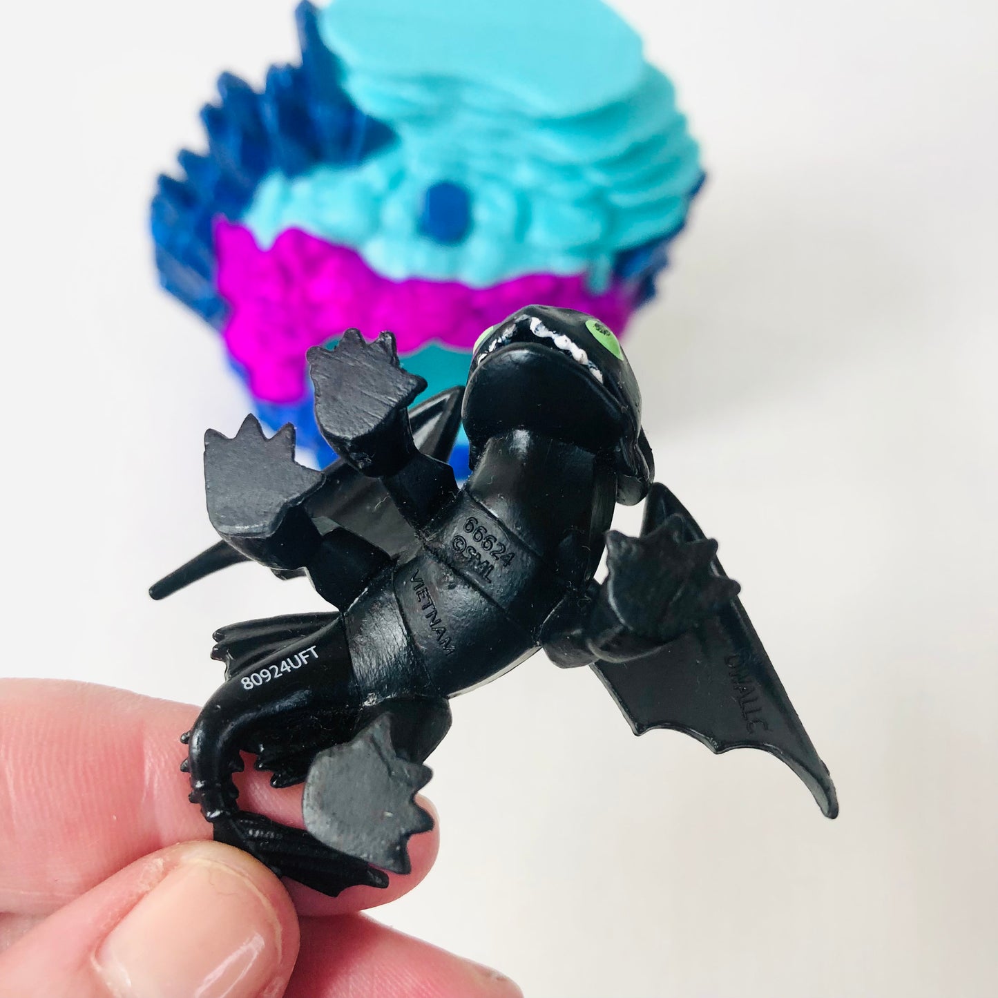 DreamWorks How To Train Your Dragon Hidden World Toothless Light Up Playset Cave - Untested