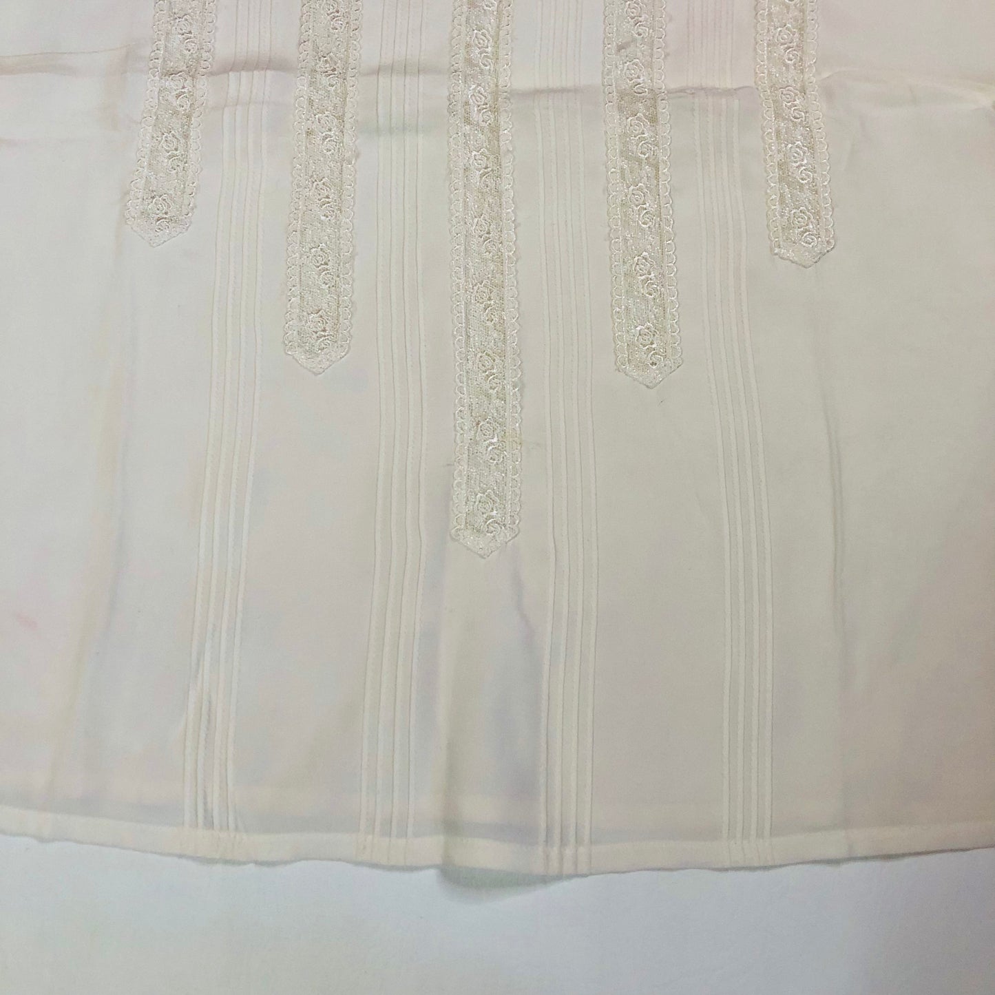 Laura Ashley 100% Silk Cream Vintage Blouse With Lace Detail Size Small