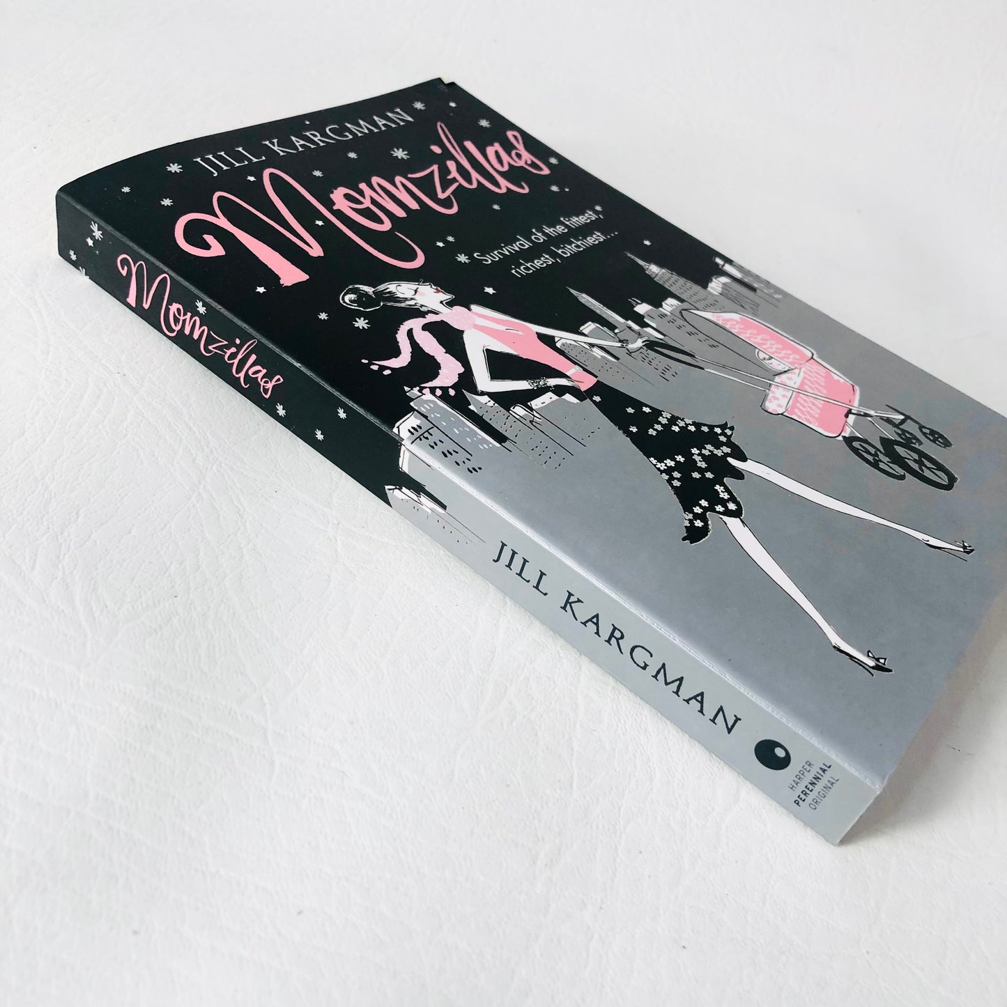 Momzillas by Jill Kargman (Paperback 2007) Funny Upper East Side Satire ChickLit