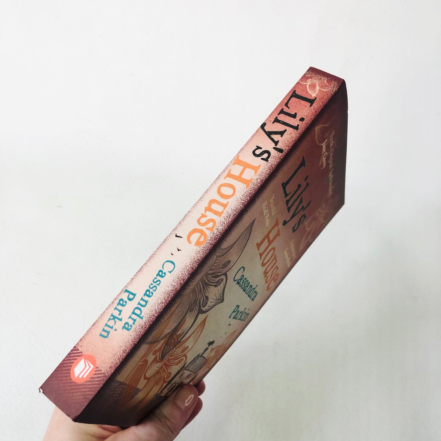 2x Cassandra Parkin Books Paperback Lily’s House & The Summer We Ran Away