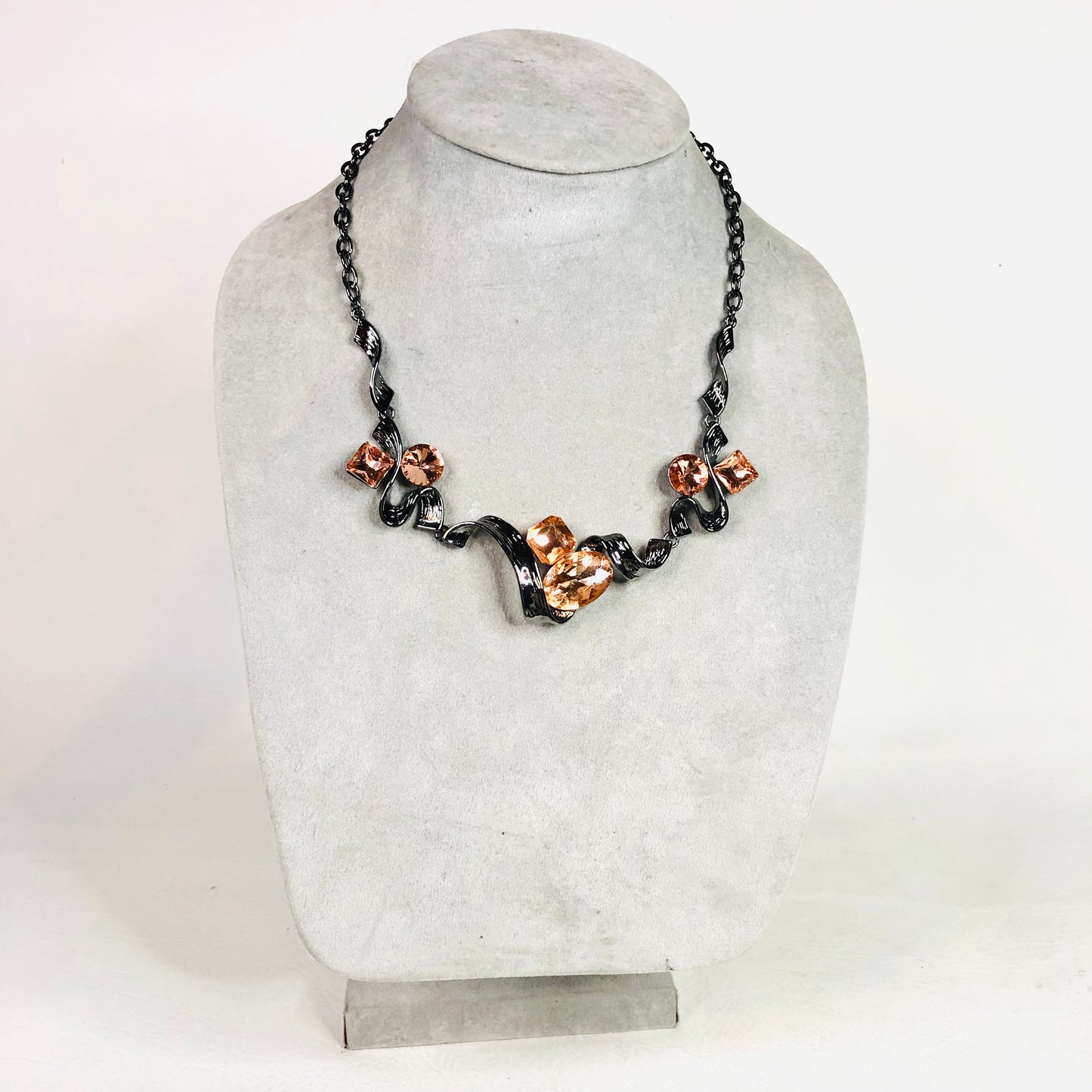 Costume Jewellery Stunning Black & Peach Gem Victorian Style Delicate Costume Jewellery Swirling