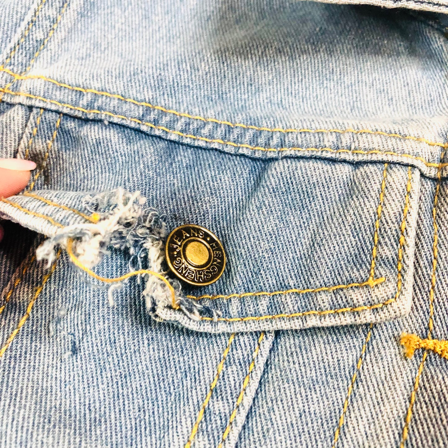 Ladies Light Blue Princess Puff Sleeve Distressed Crop Denim Jacket – Size Medium