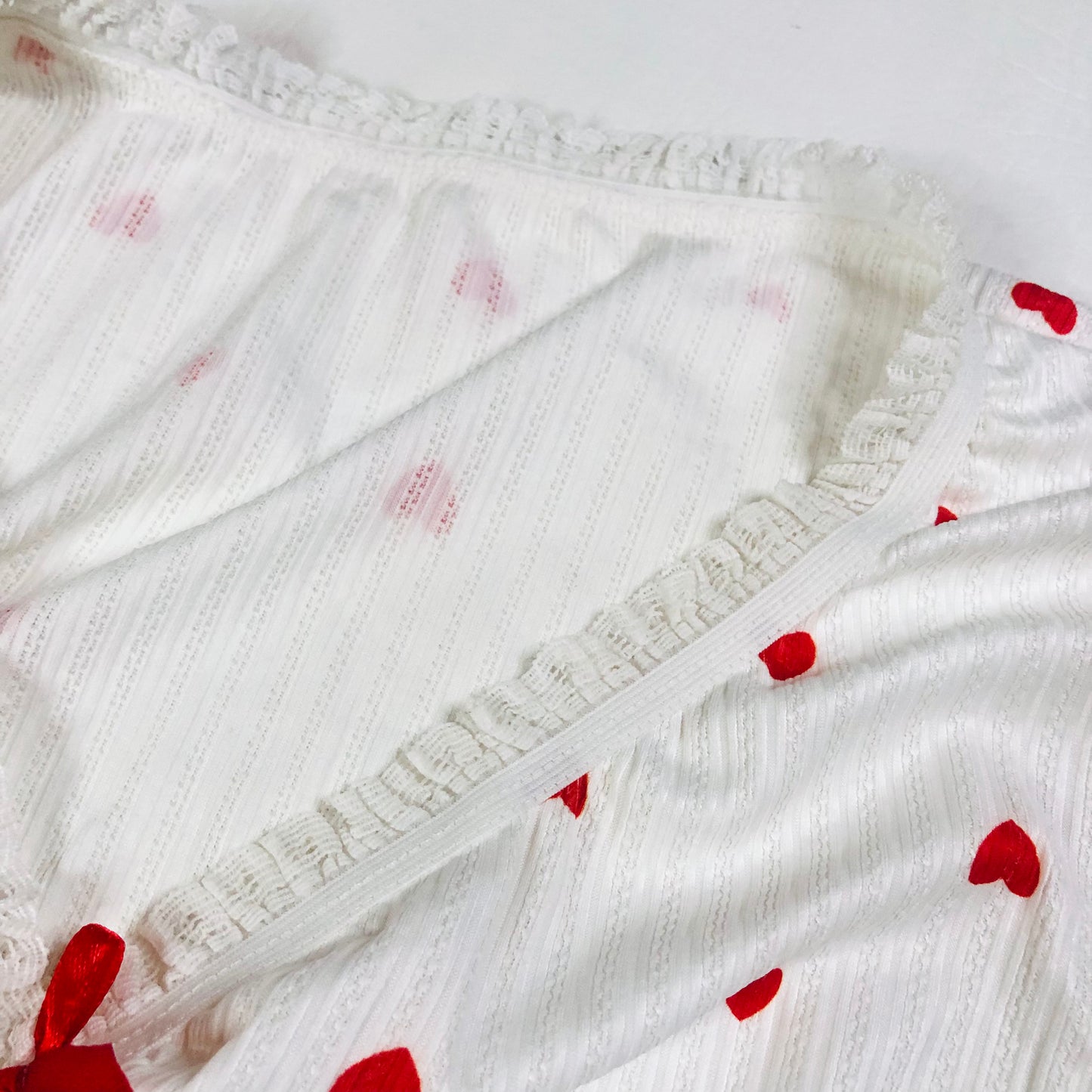 Ladies White & Red Love Heart Lightweight Two Piece Pyjama Set Size XL (UK 14)