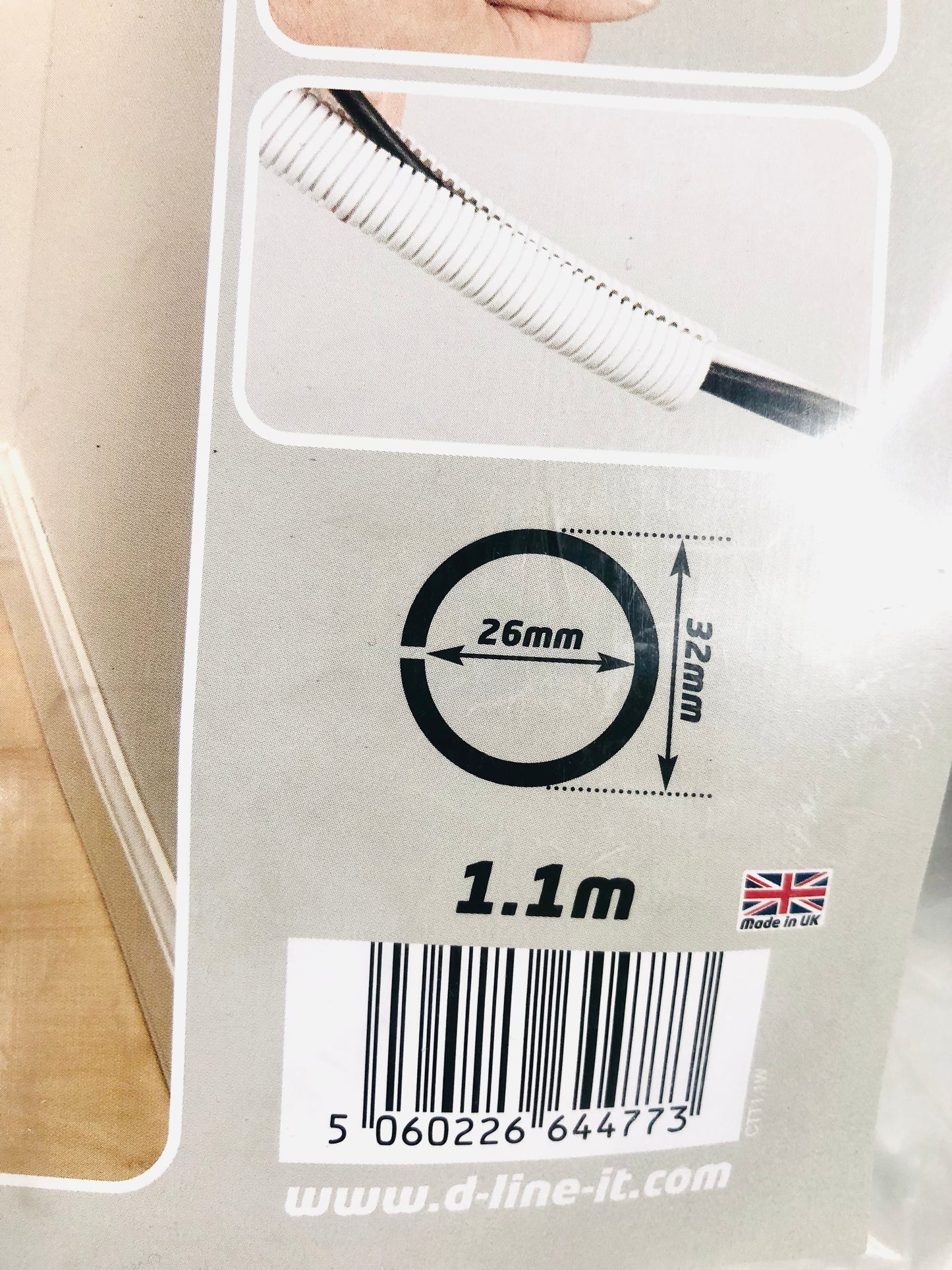 D-LINE 32MM White PRE-SPLIT CABLE TIDY TUBE 1.1M New Joblot Bundle 13x New