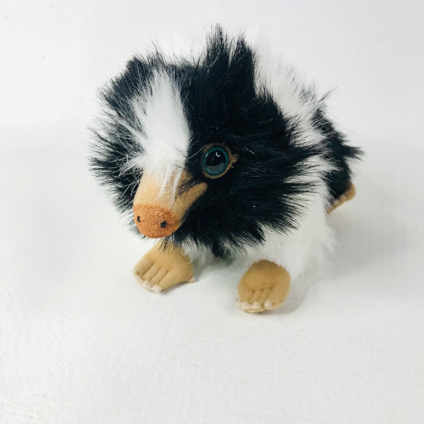 Noble Collection Crimes of Grindelwald Baby Niffler Soft Toy Plush Black & White