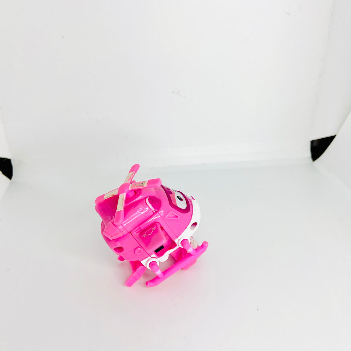 Super Wings | Dizzy | Pink | Mini Transform-a-Bot | Rescue Helicopter Figure