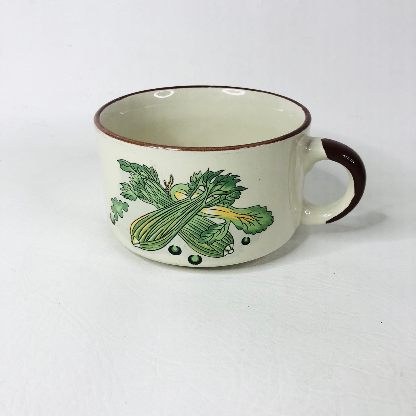 Set of 3 Retro 1970s Soup Cups Bowls Garden Vegetable Motif Brown Trim Esso/Shell Promotion