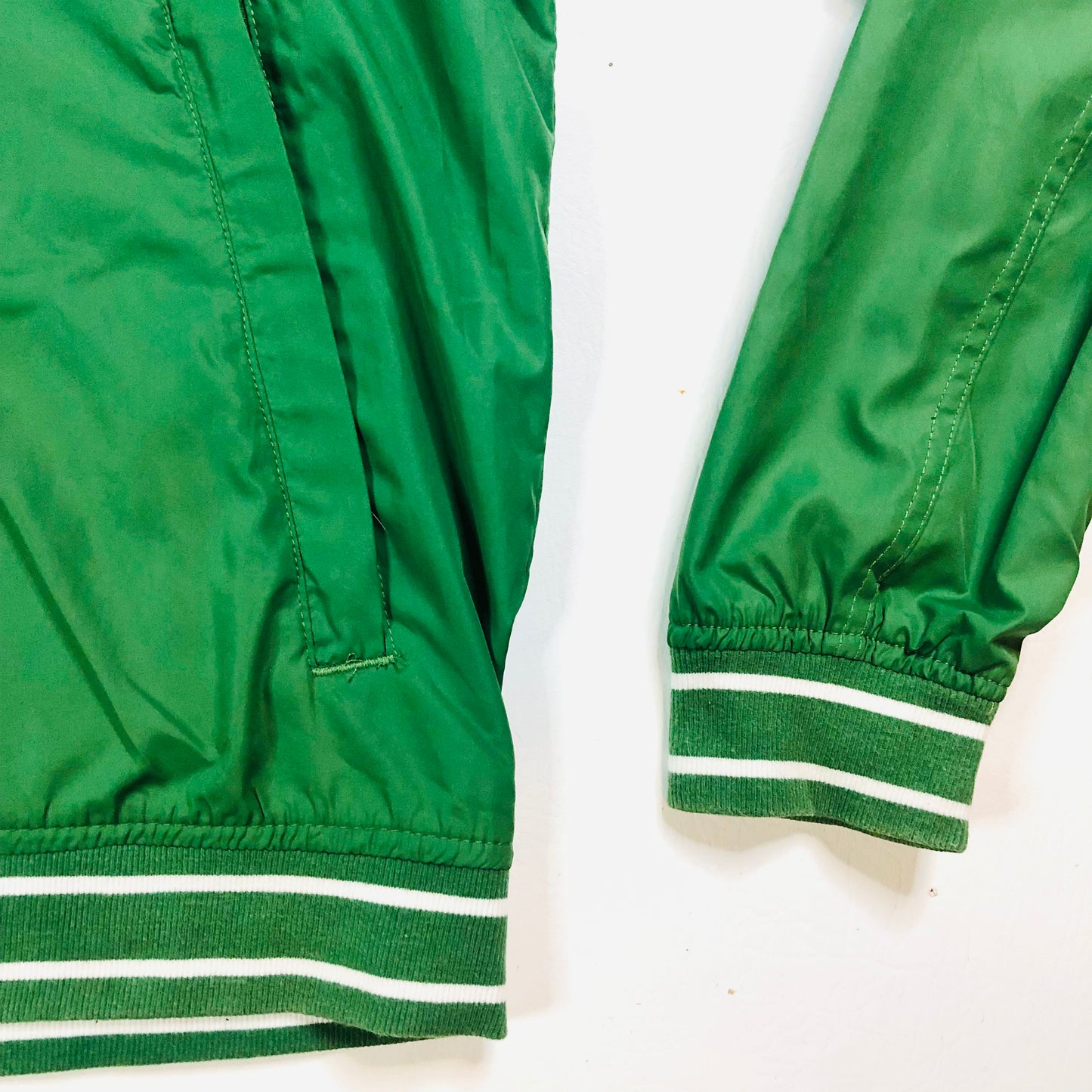 Livergy Green Windbreaker Zip-Up Hoodie Jacket with Stripe Trim Size 40 (Large)