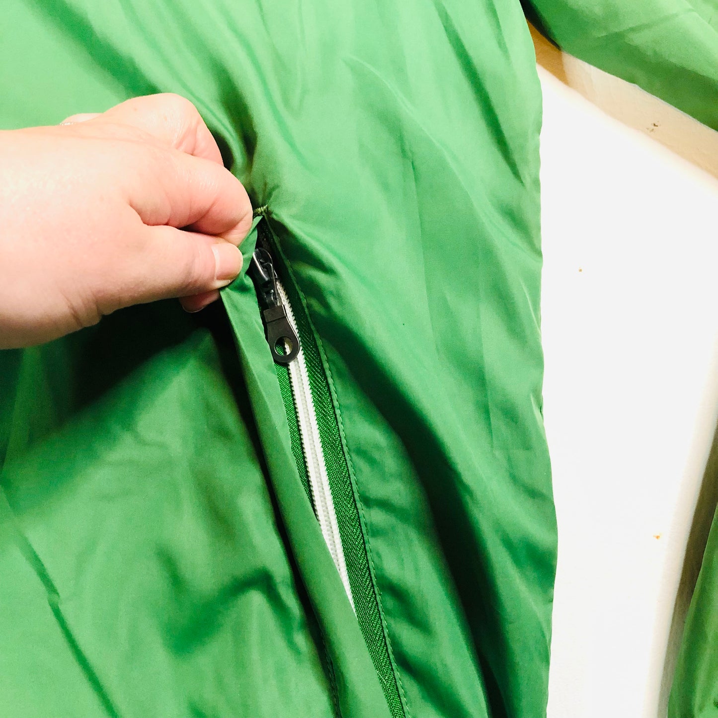 Livergy Green Windbreaker Zip-Up Hoodie Jacket with Stripe Trim Size 40 (Large)